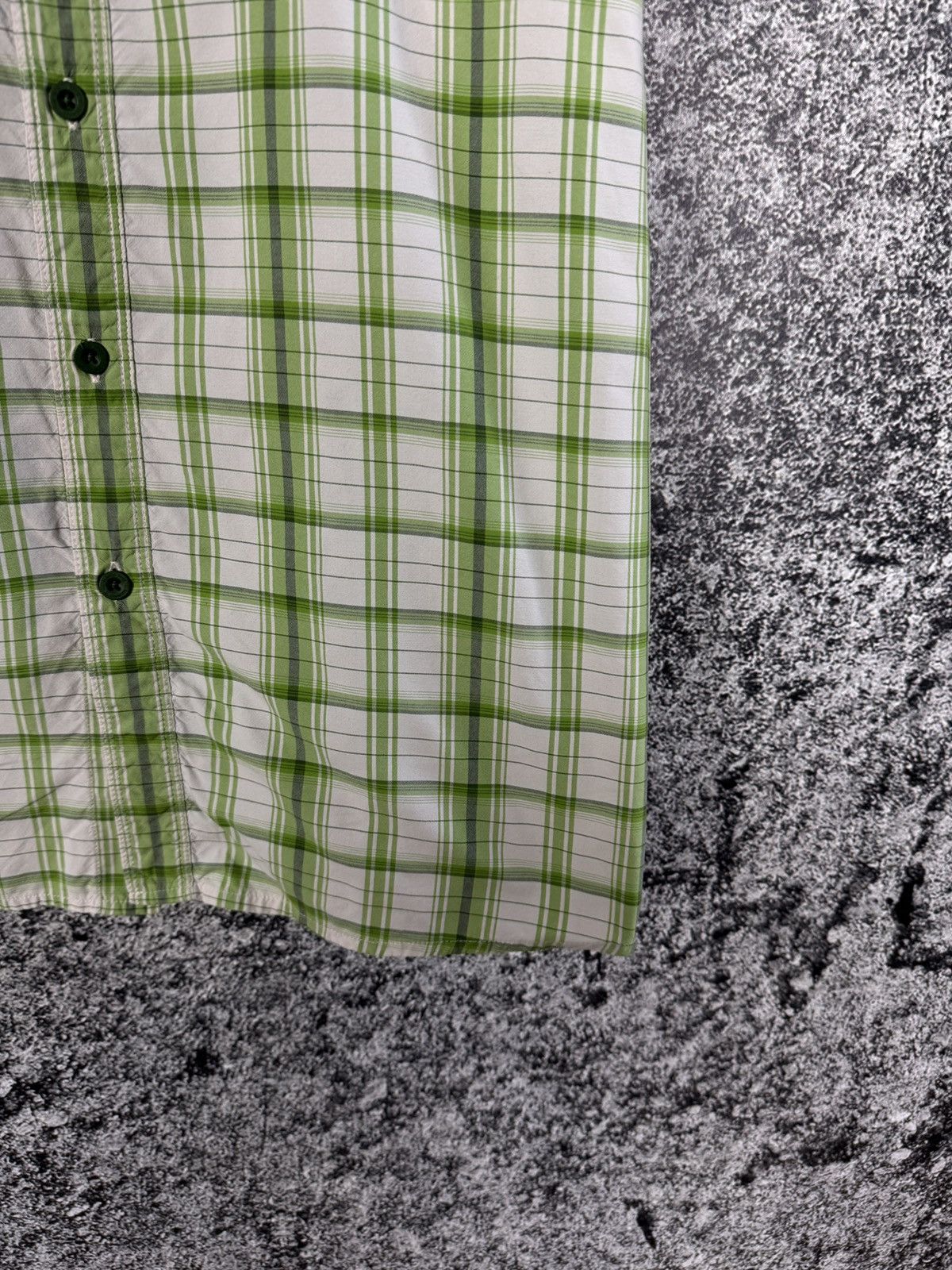 The North Face The North Face Trekking Plaid Shirt Outdoor Button Up Size L Size US L / EU 52-54 / 3 - 5 Thumbnail