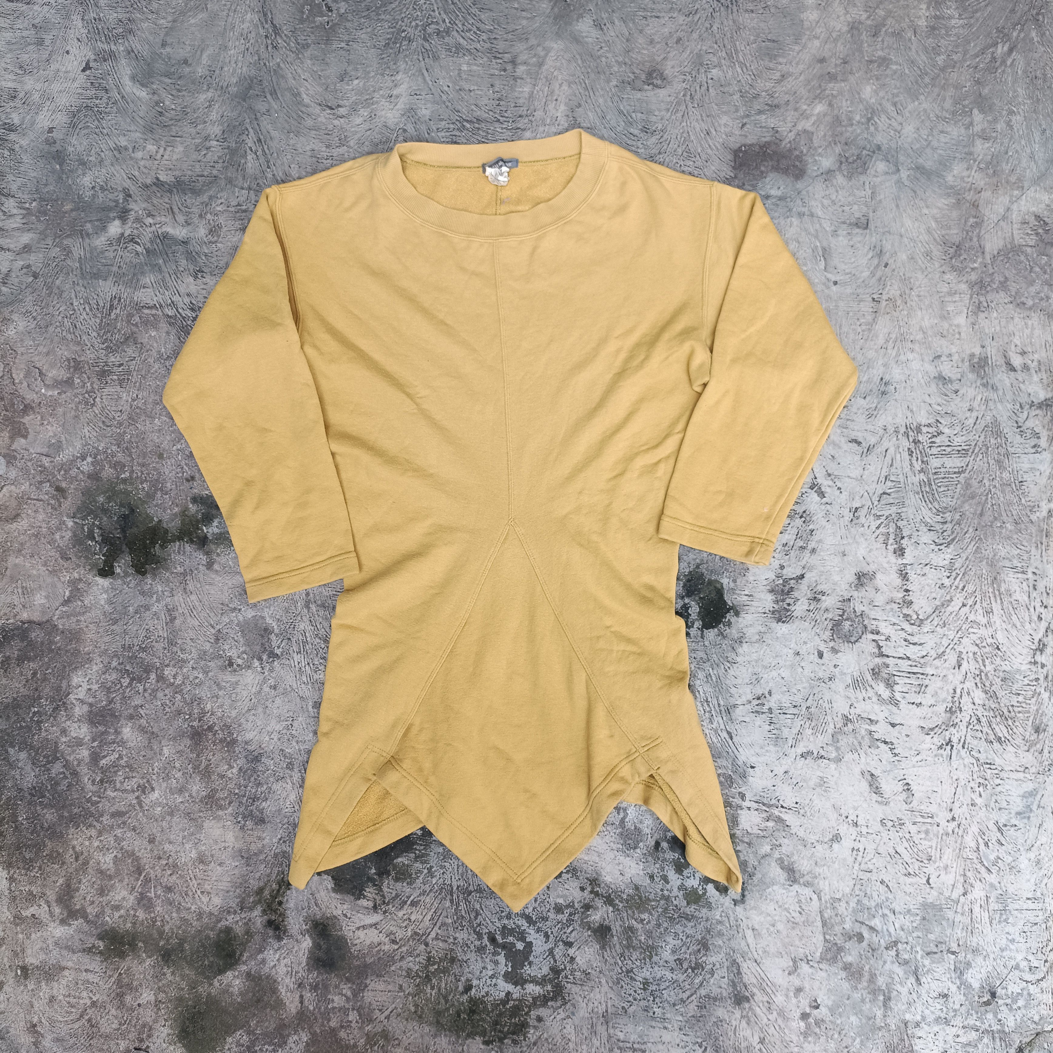 Issey Miyake Vintage Issey Miyake Yellow Sweat Tops Size S / US 4 / IT 40 - 1 Thumbnail