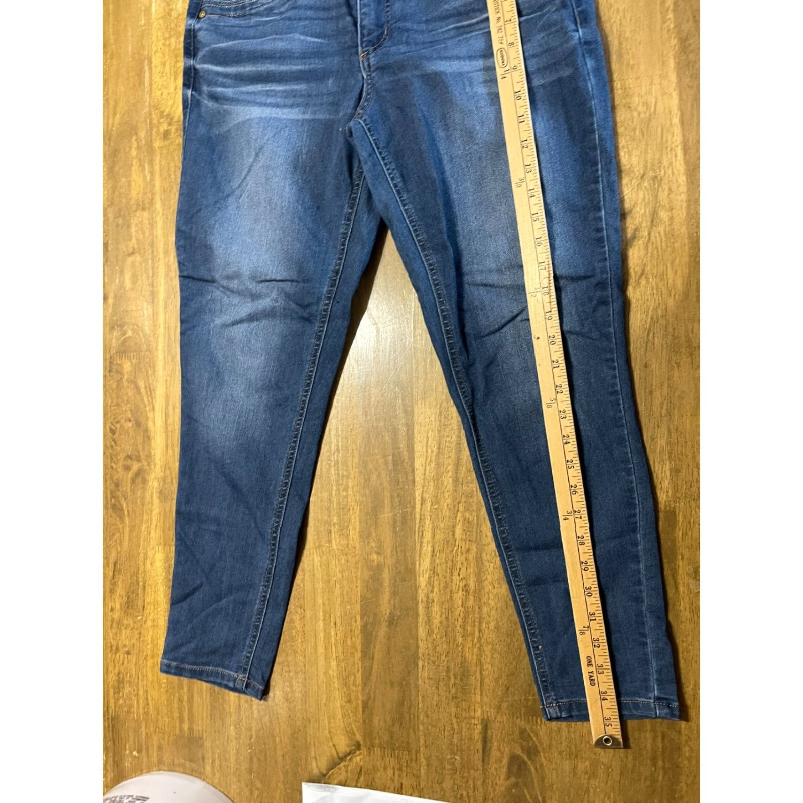 Vintage Democracy Jeans, Women's Jeans, Blue, Denim, Skinny, Pockets, Size 10, Regular, 32 in Waist, 27 in Inseam, Ab Technology, Medium Wash, Non- N/A Size 32" / US 10 / IT 46 - 6 Thumbnail