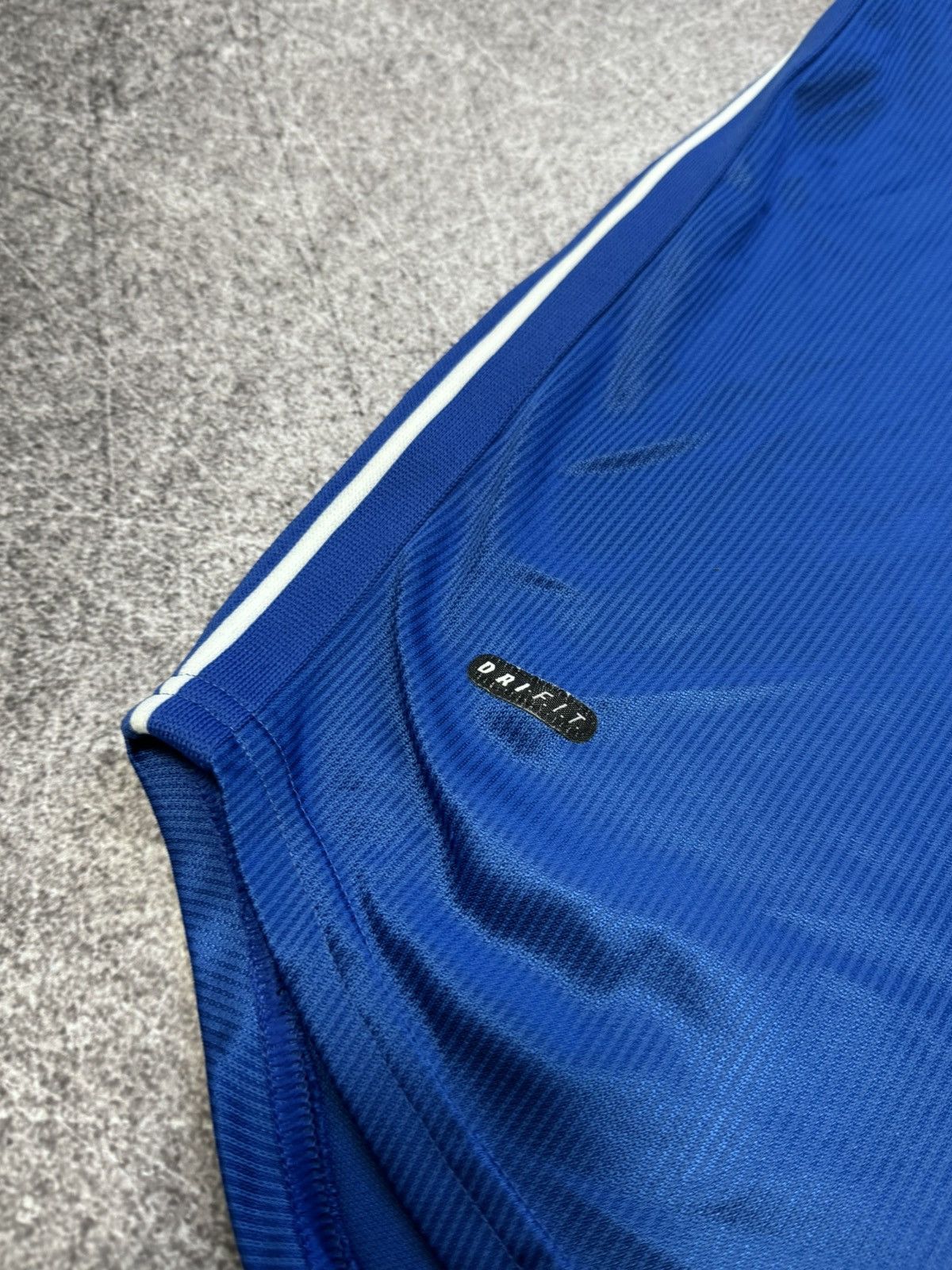 Nike 1997 Nike Vintage Italy Oversize Soccer Jersey Polo Y2K Size US M / EU 48-50 / 2 - 11 Thumbnail
