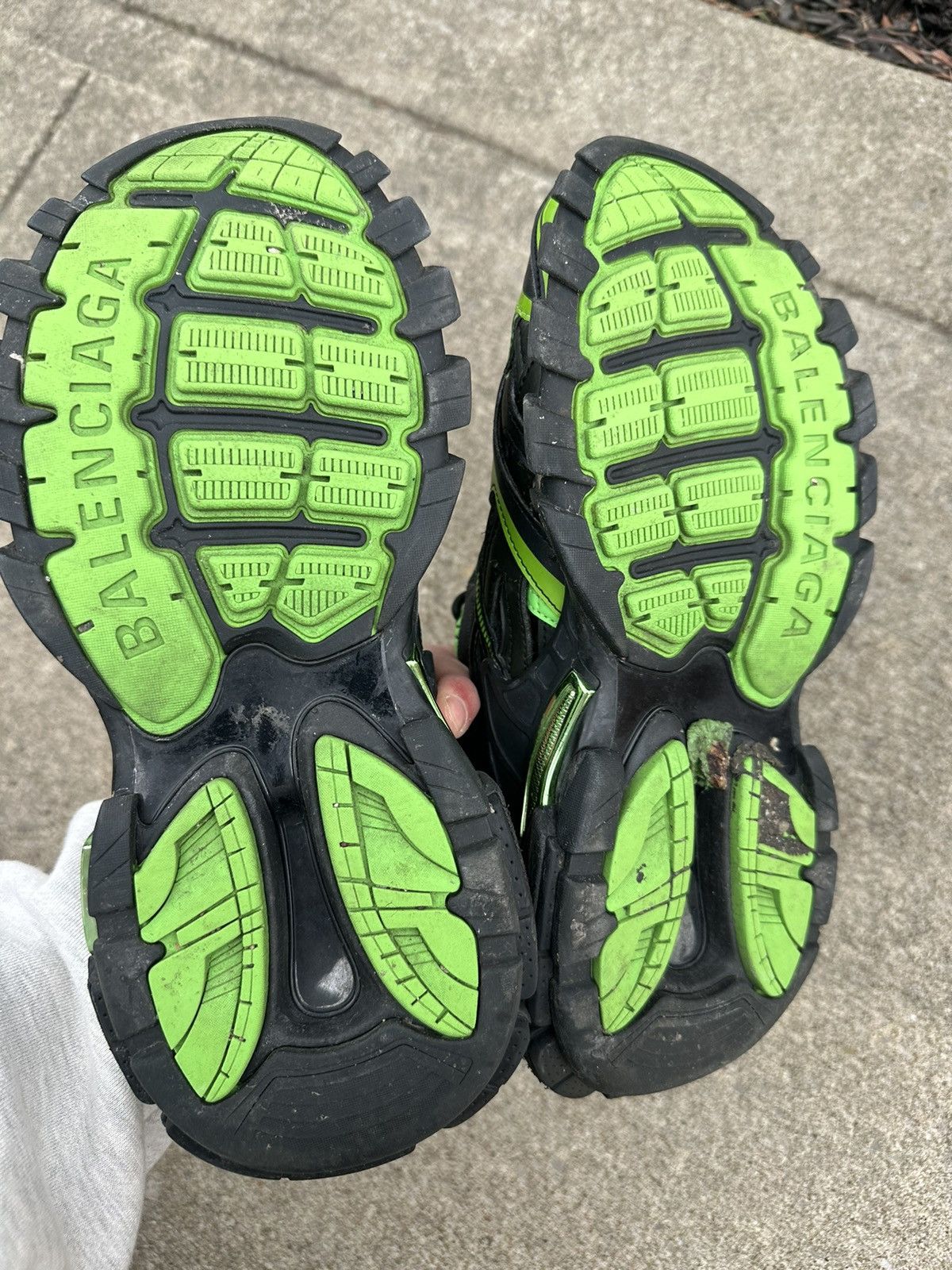 Balenciaga Balenciaga Track.2 Trainer size 7 Size US 7 / EU 40 - 5 Thumbnail