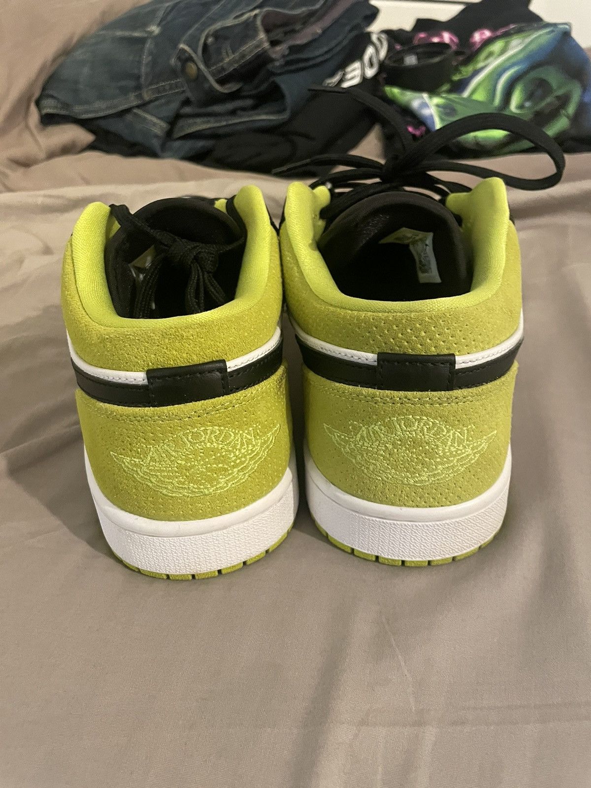 Jordan Brand Jordan 1 Black Cyber Size US 11 / EU 44 - 3 Thumbnail