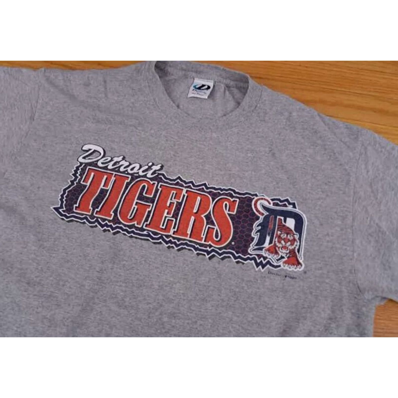 Vintage DYNASTY Detroit Tigers T-Shirt Gray XL Crew Neck Short Sleeve Sports USA Men 2003 Vintage? Size US XL / EU 56 / 4 - 5 Thumbnail