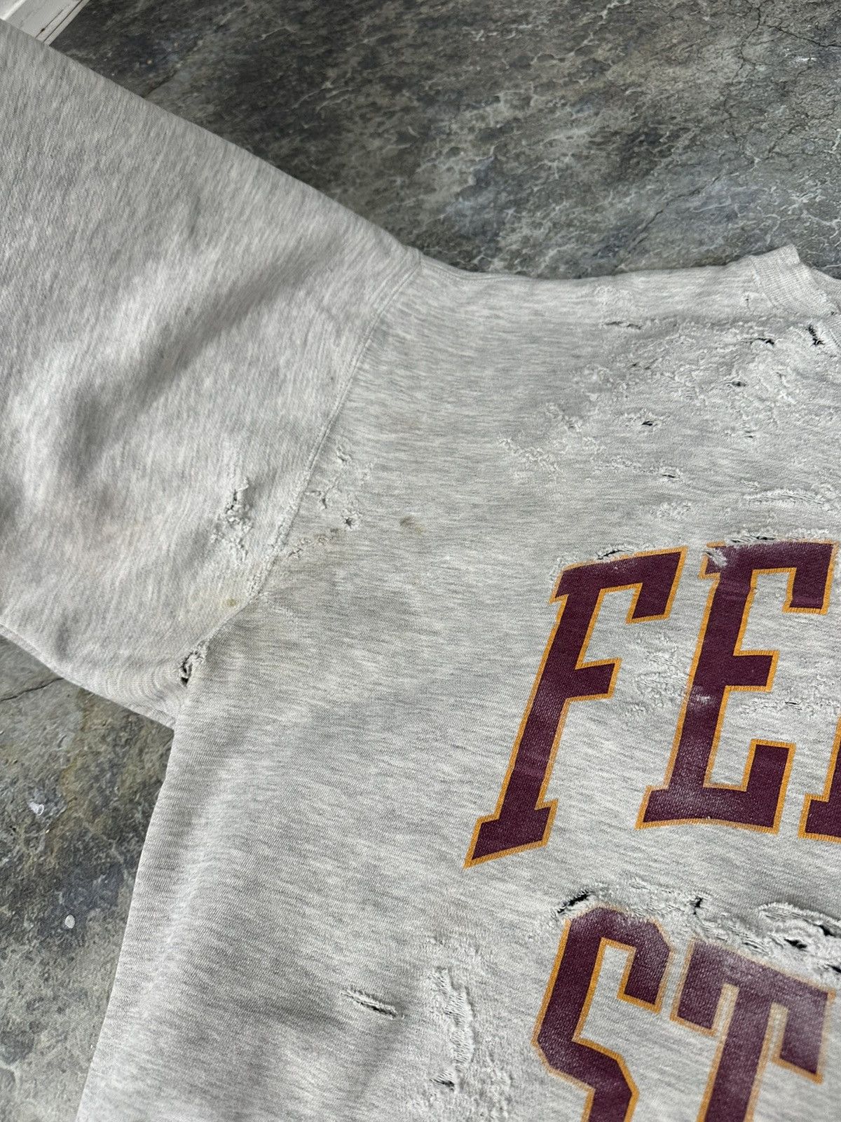 Vintage Perfect Thrashed Ferris State Crewneck Size US XL / EU 56 / 4 - 9 Thumbnail