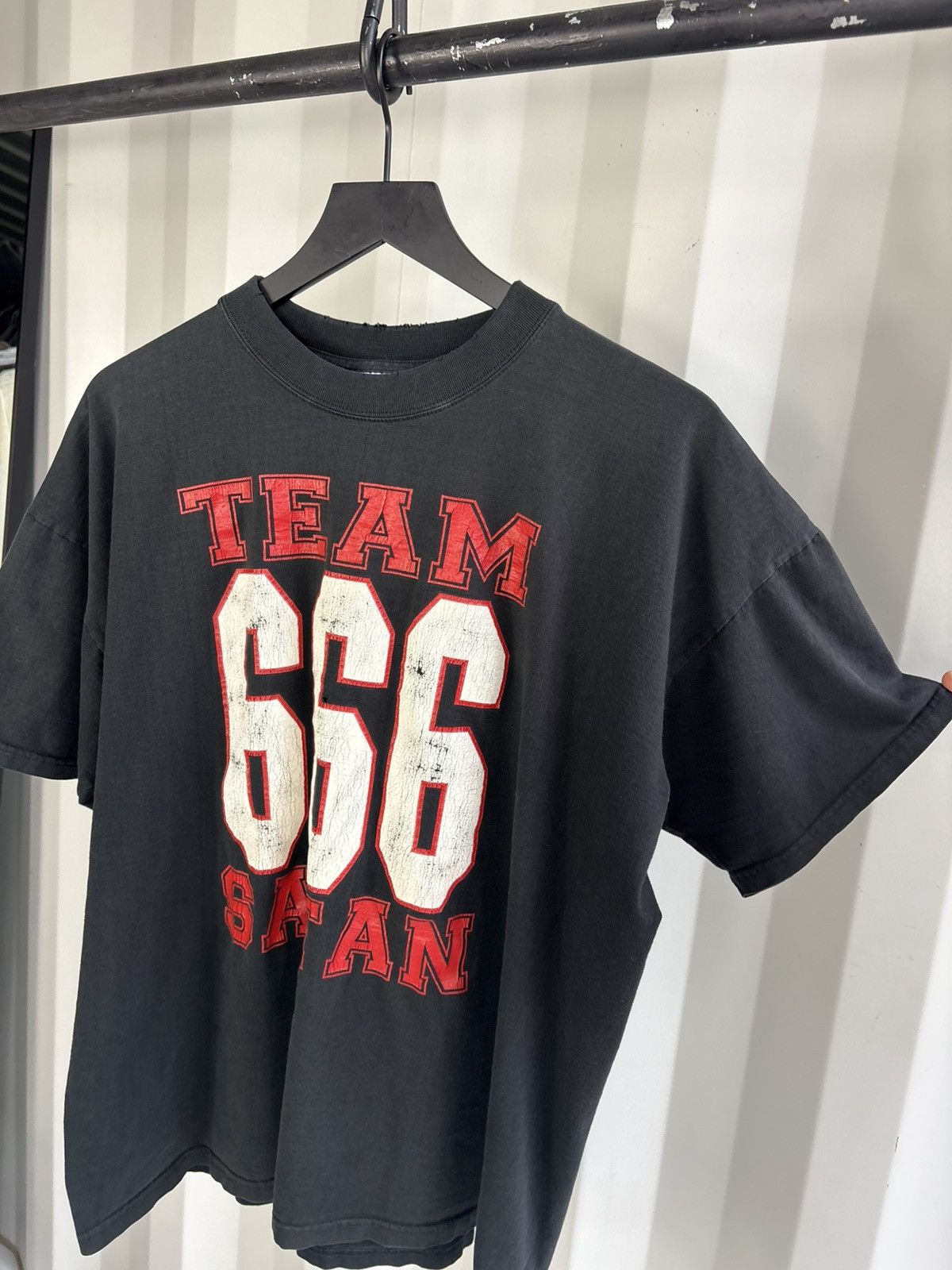 Vintage Thrashed Team Satan 666 Faded Distressed Shirt GRUNGE Band Size US XL / EU 56 / 4 - 2 Thumbnail