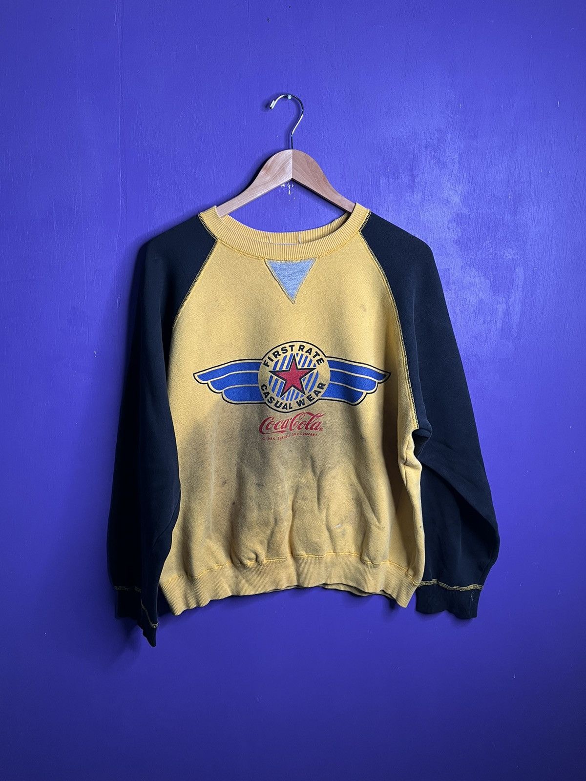 Coca Cola × Vintage Vintage 80s Coca-cola casual wear logo crewneck Size US L / EU 52-54 / 3 - 1 Thumbnail
