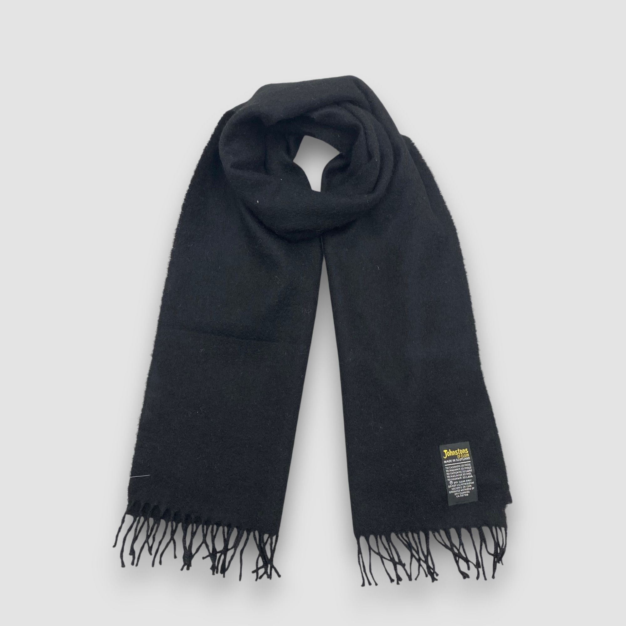 Johnstons Of Elgin Vintage Johnstons of Elgin Scarf Muffler Wool Neck Scarves Size ONE SIZE - 1 Thumbnail