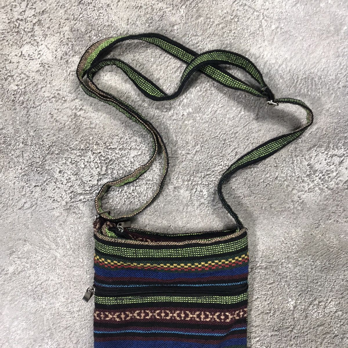 Vintage Vintage Y2K Japanese Striped Crossbody Bag Indie Streetwear Size ONE SIZE - 4 Thumbnail