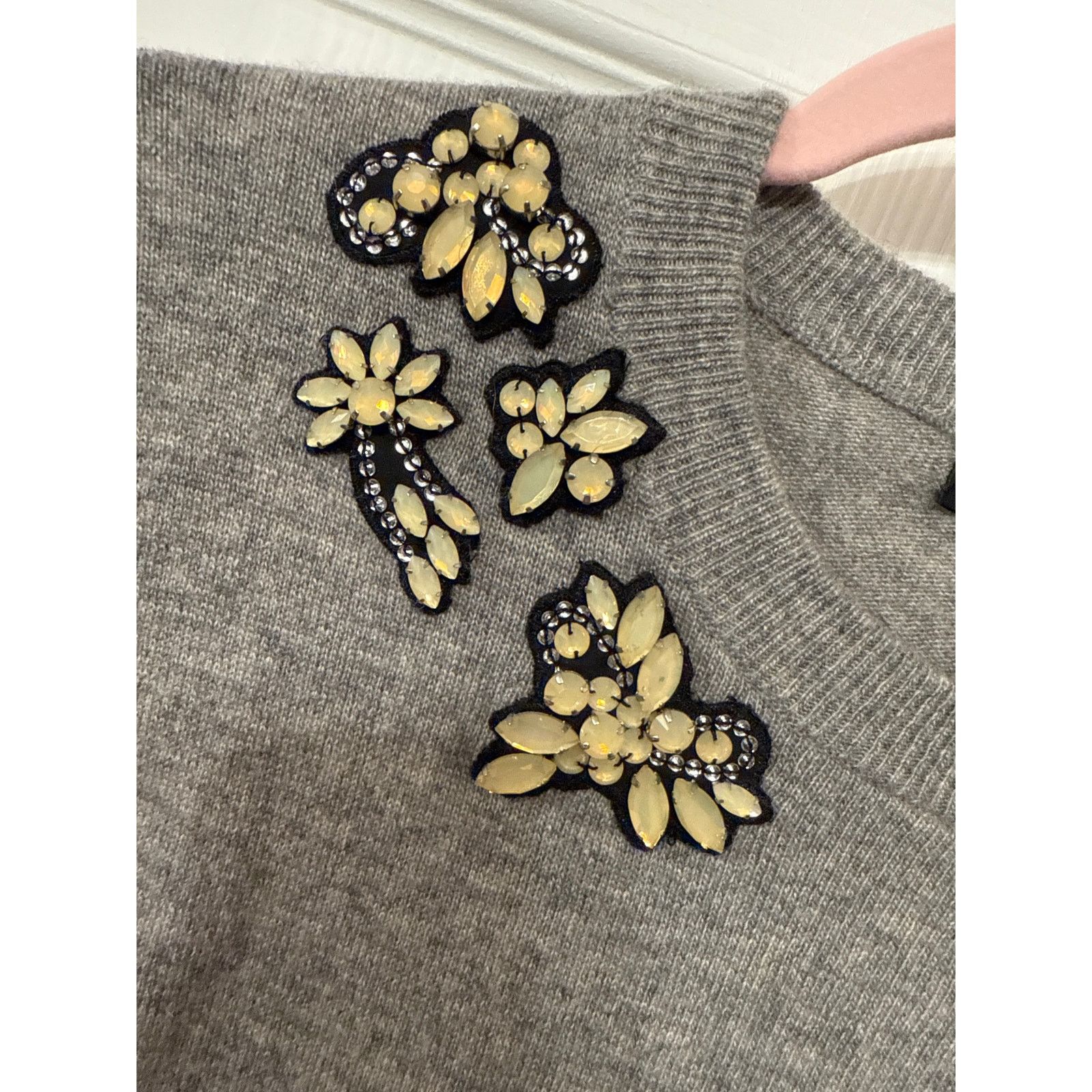 J.Crew J. Crew Wool & Viscose Blend Embellished Front Sweater, M Size M / US 6-8 / IT 42-44 - 5 Thumbnail