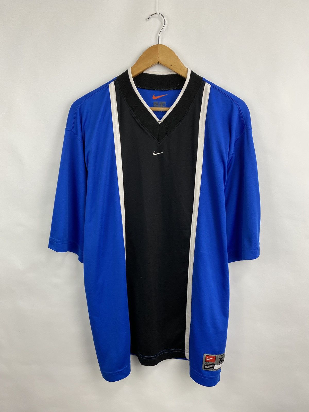 Nike 🇺🇸 Vintage 90s Nike Athletic T-Shirt Rare Retro Hype Y2K Size US XL / EU 56 / 4 - 3 Thumbnail