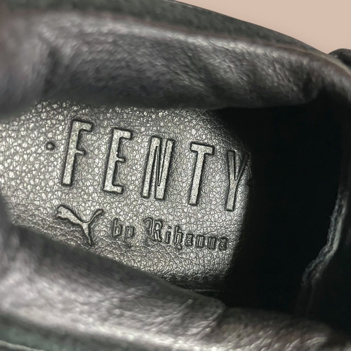 Fenty × Puma PUMA Rihanna x Fenty Cleated Creeper 'Black' Size US 6 / EU 39 - 20 Thumbnail
