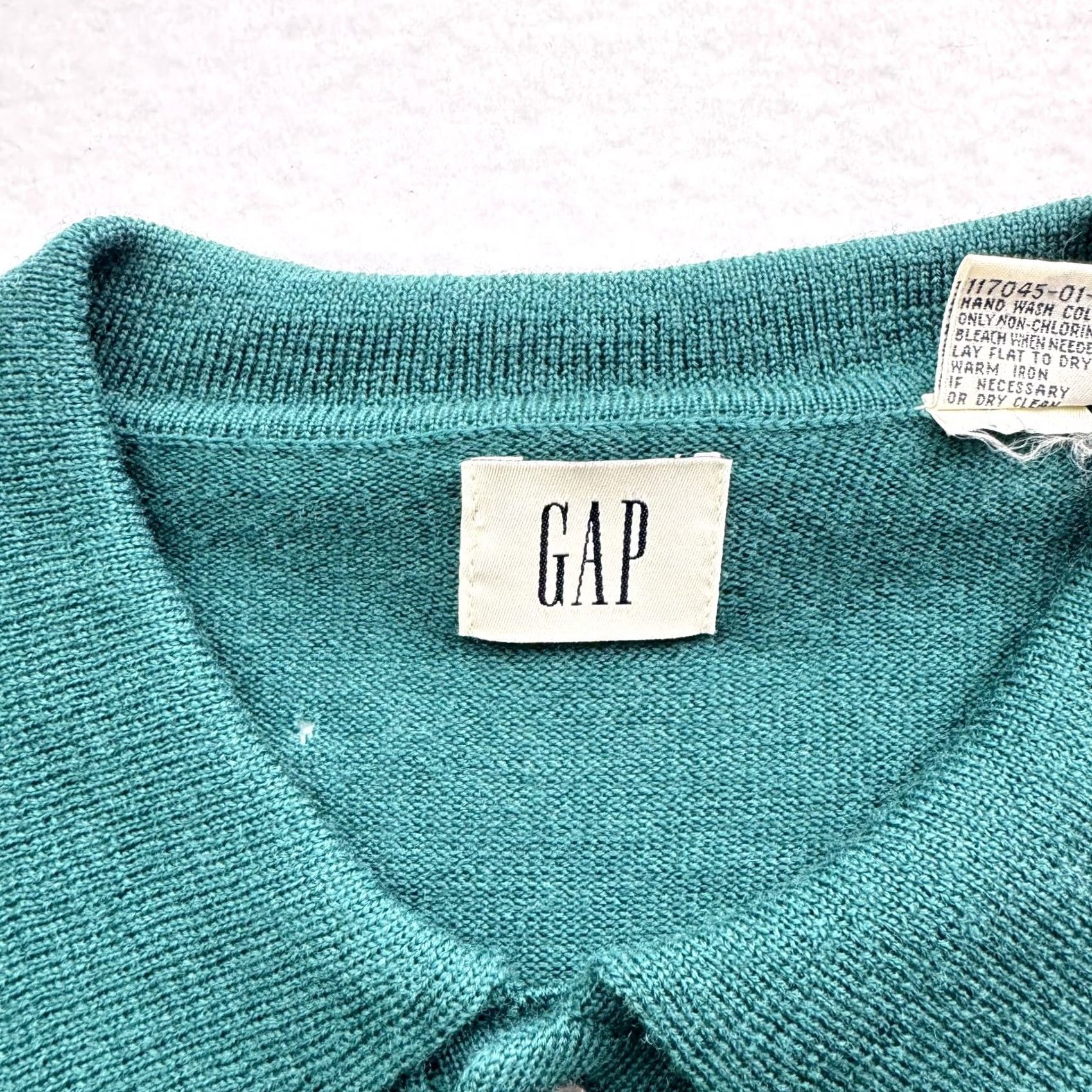 Gap VINTAGE Gap Men's Sweater Collared Long Sleeve Green 100% Merino Wool Pullover M Wool Mens 90s Distressed Size US M / EU 48-50 / 2 - 4 Thumbnail