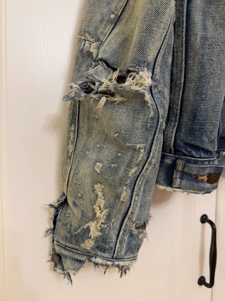 Saint Laurent Paris Saint laurent paris Do the old damage to the denim jacket 2 Size US XL / EU 56 / 4 - 6 Thumbnail