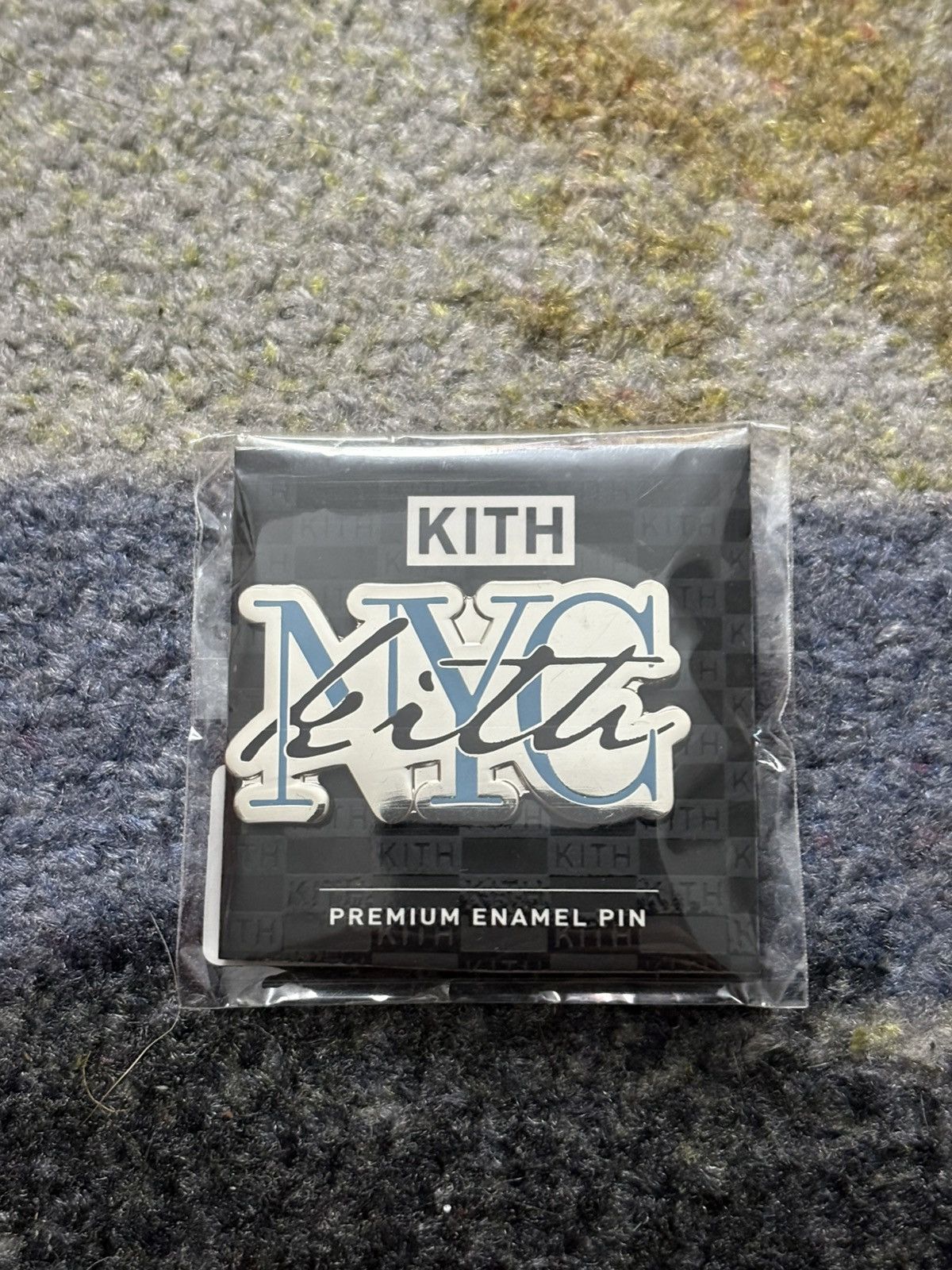 Kith Kith NYC Enamel Pin (NYC Instore Exclusive) Size ONE SIZE - 1 Thumbnail