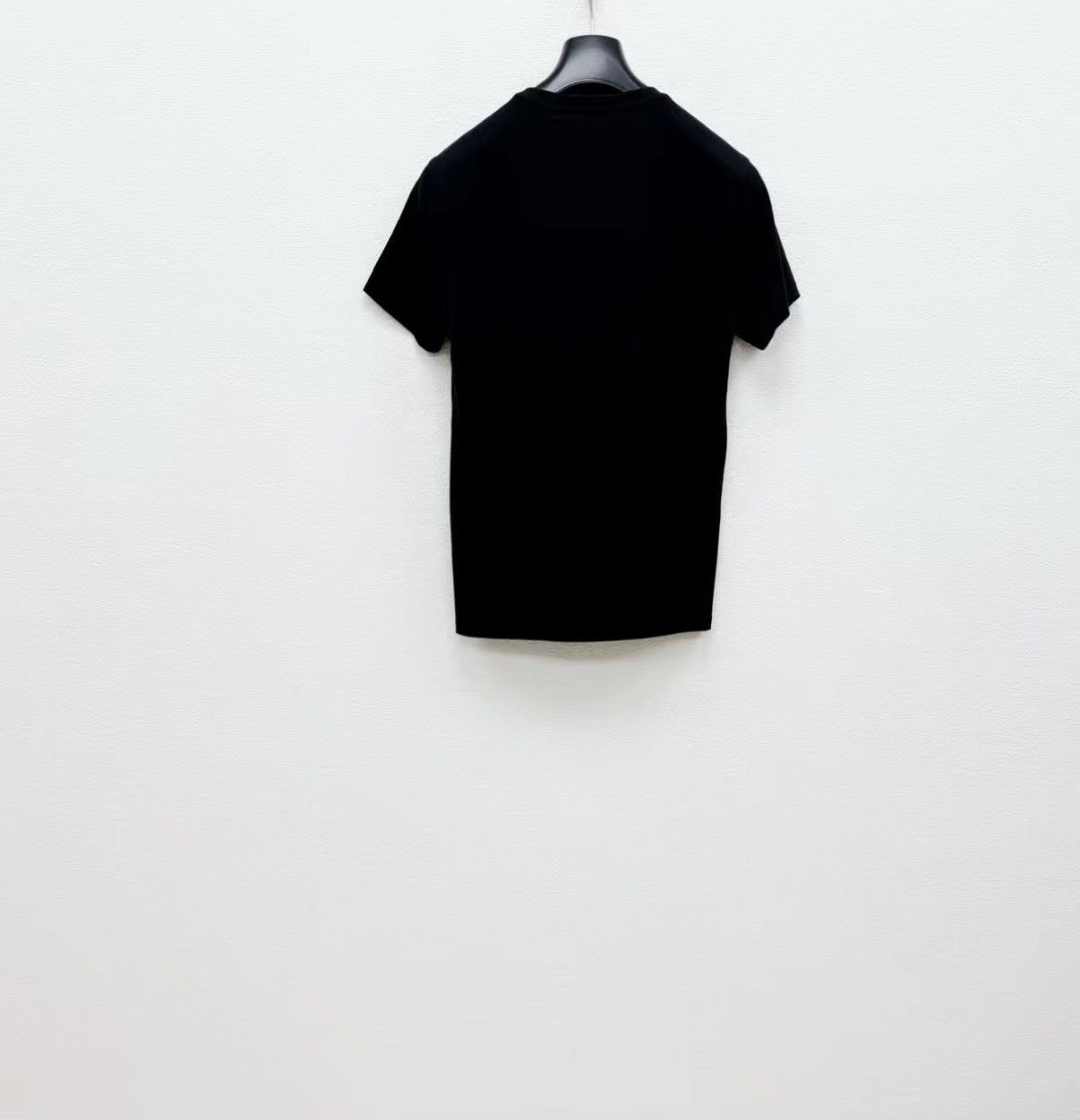 Burberry BURBERRY 100% Cotton Embroidered Short Sleeve T-shirt J30 Size US XS / EU 42 / 0 - 4 Thumbnail