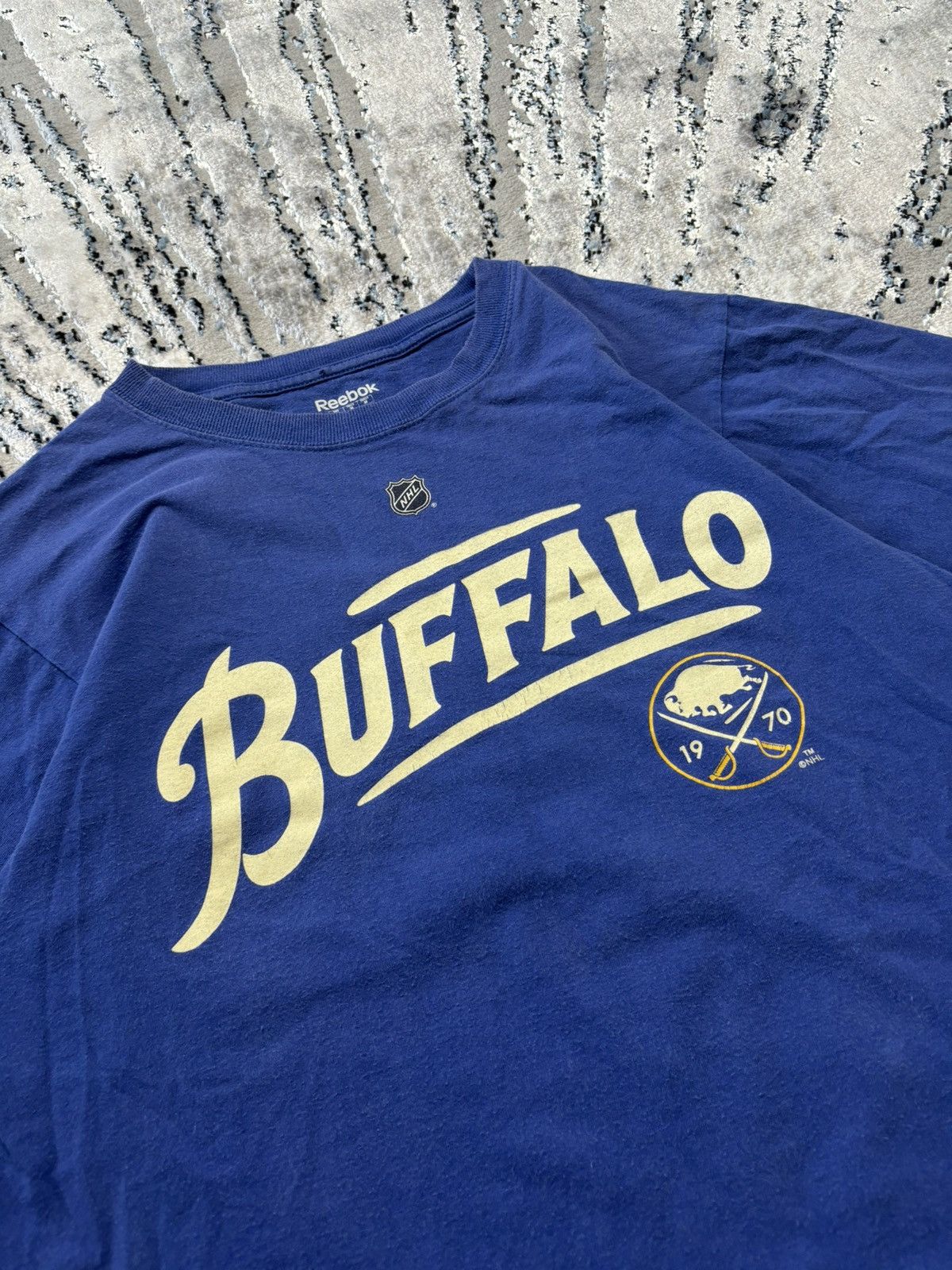 NHL Vintage Ryan Miller Buffalo Sabrs Tee Streetwear Logo NHL Size US M / EU 48-50 / 2 - 4 Thumbnail