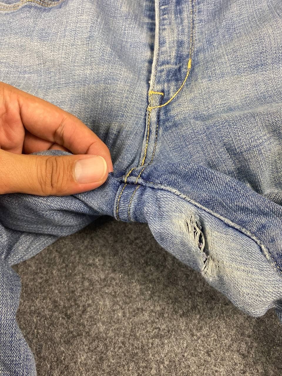 Levi's levis 575 mid rise skinny distressed denim Size 31" - 9 Thumbnail