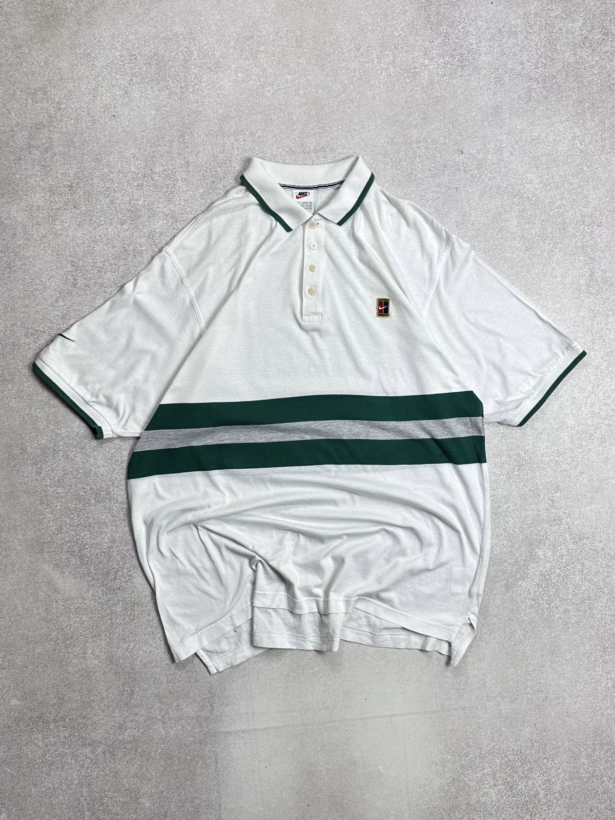 Nike Vintage Nike Court Andre Agassi Y2K Tennis Polo Shirt L Size US L / EU 52-54 / 3 - 1 Thumbnail