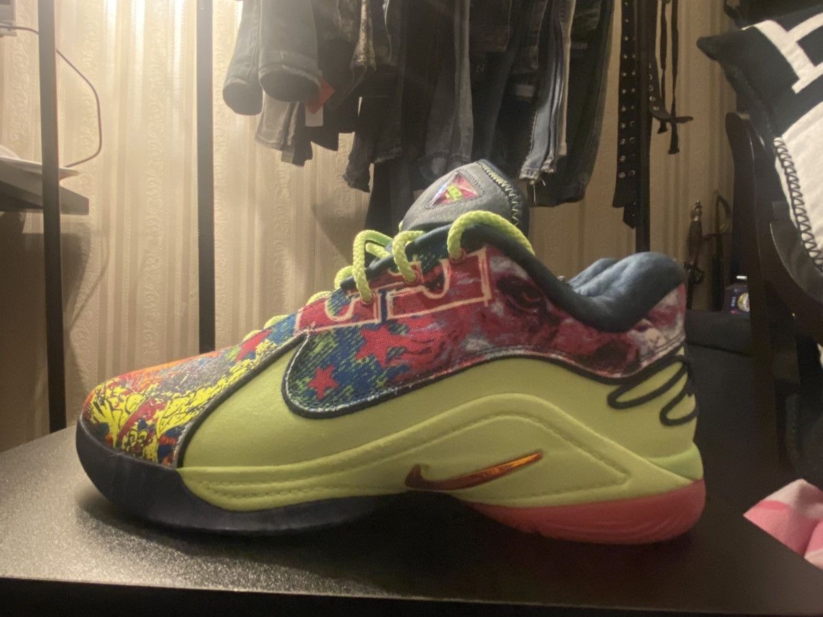 Nike Lebron 22 Bryce’s World Size US 11 / EU 44 - 4 Thumbnail