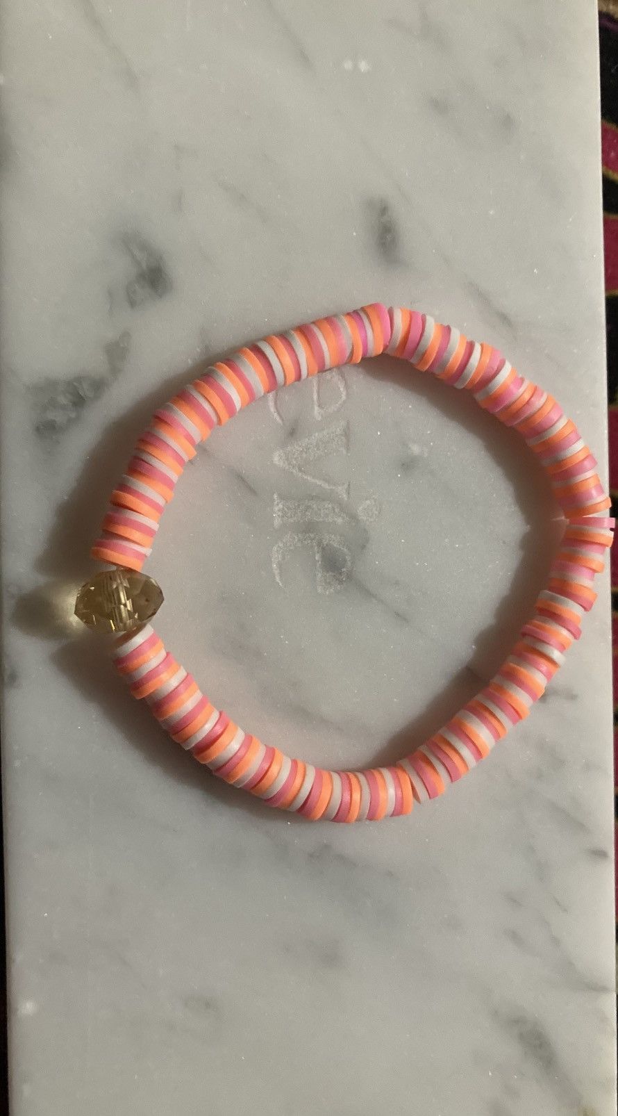Other Pink, orange and white heishi beaded bracelet Size ONE SIZE - 1 Preview