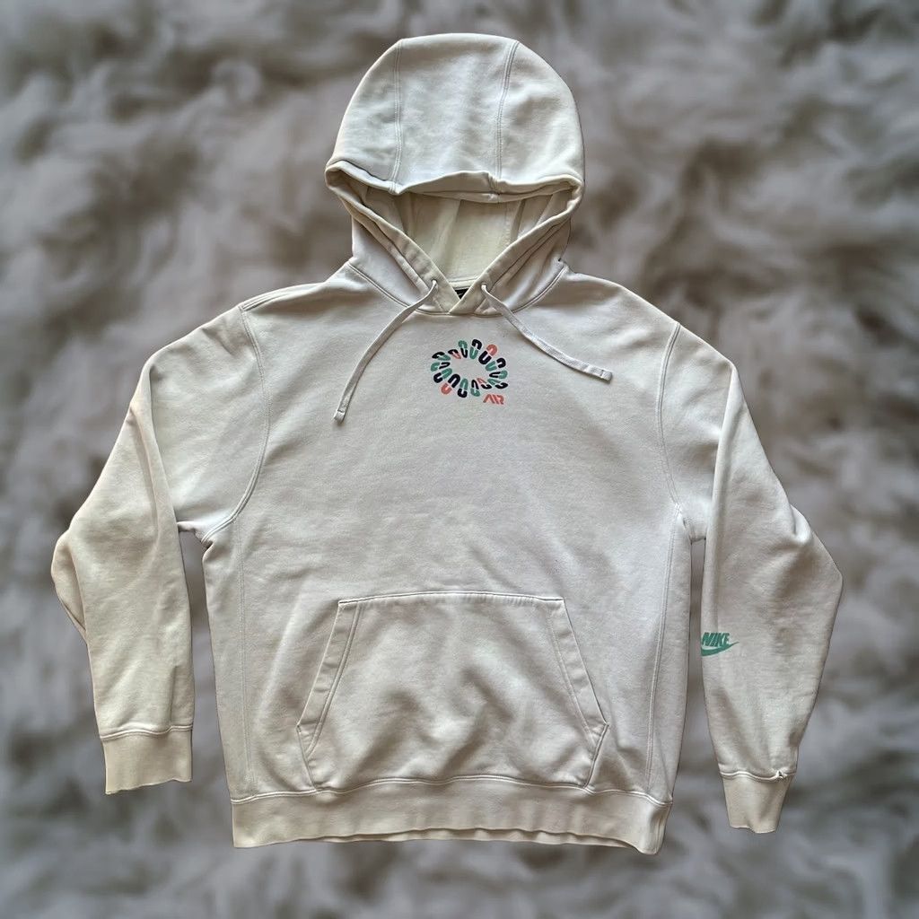 Nike Nike Sweatshirt Mens Pullover Hoodie Logo White Large Size US L / EU 52-54 / 3 - 1 Thumbnail