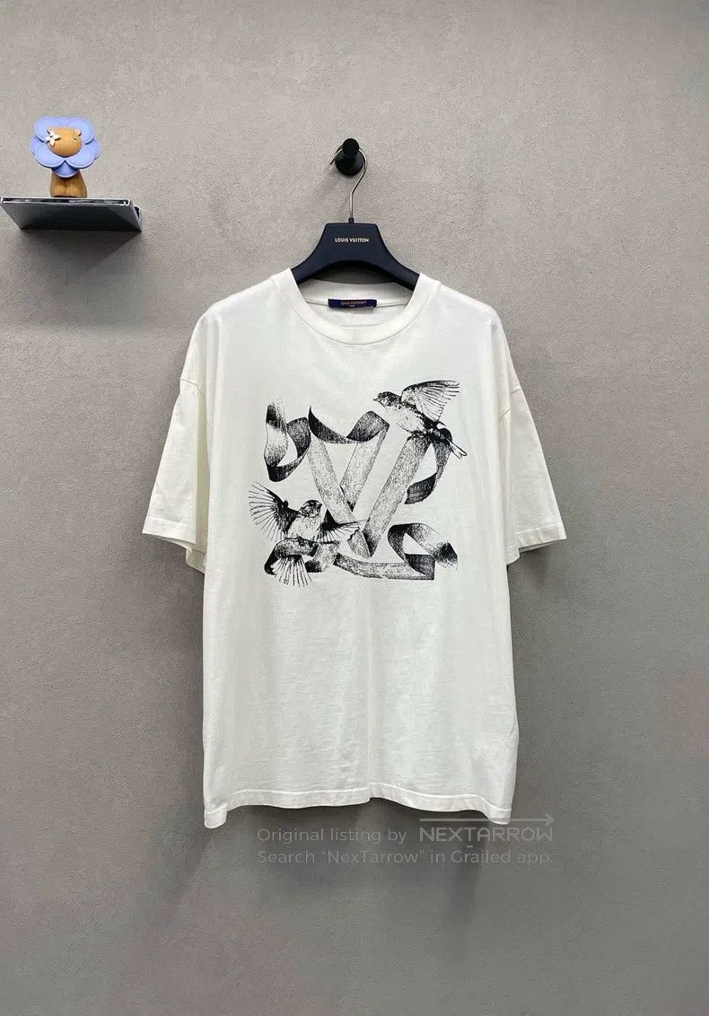 Louis Vuitton Louis Vuitton White Flying Pigeon Short Sleeve Size US L / EU 52-54 / 3 - 1 Thumbnail