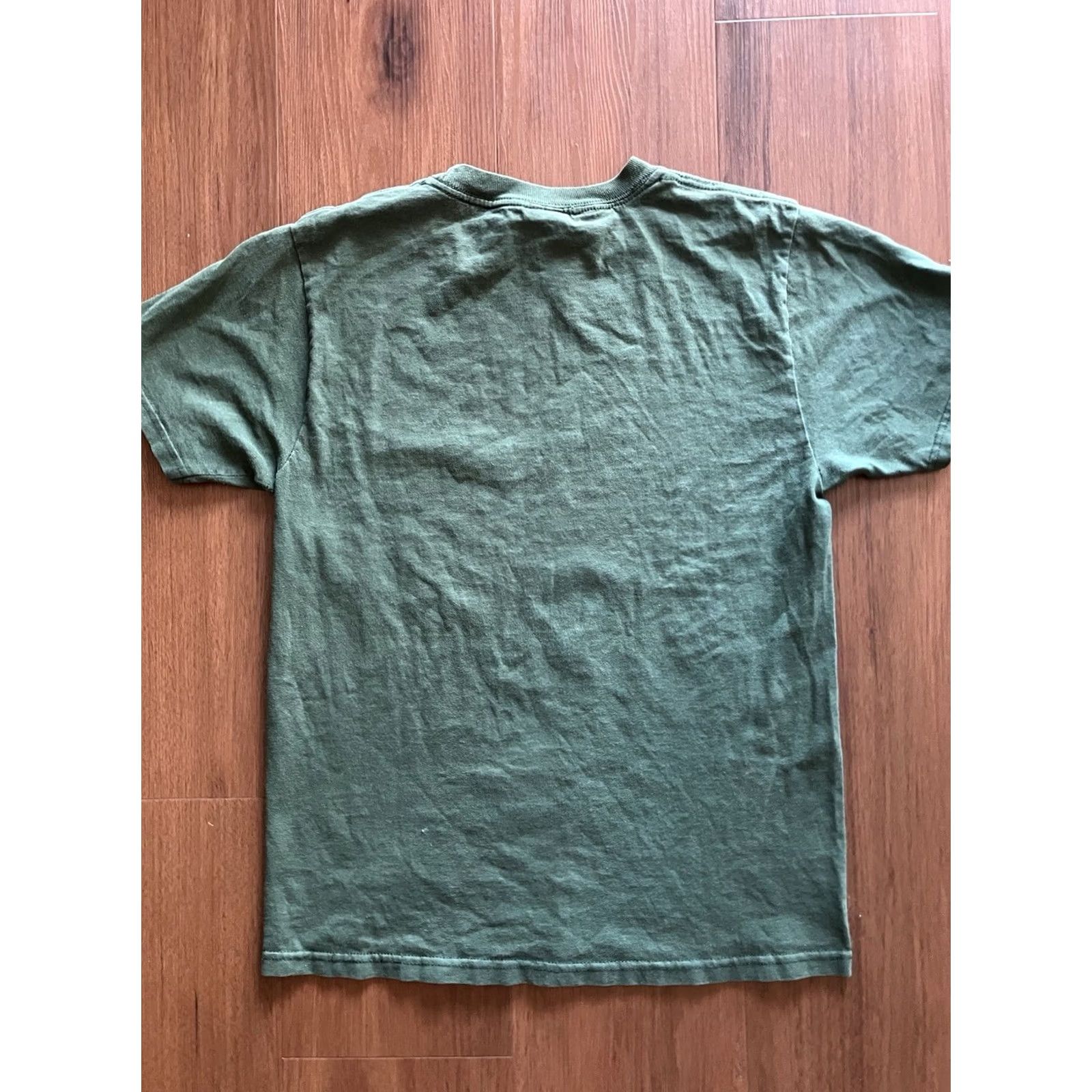 Vintage VINTAGE Santa Cruz Skateboarding Co Men’s Short Sleeve T-Shirt Green S Logo Graphic Print Crew Neck Slim Fit Size US S / EU 44-46 / 1 - 6 Thumbnail