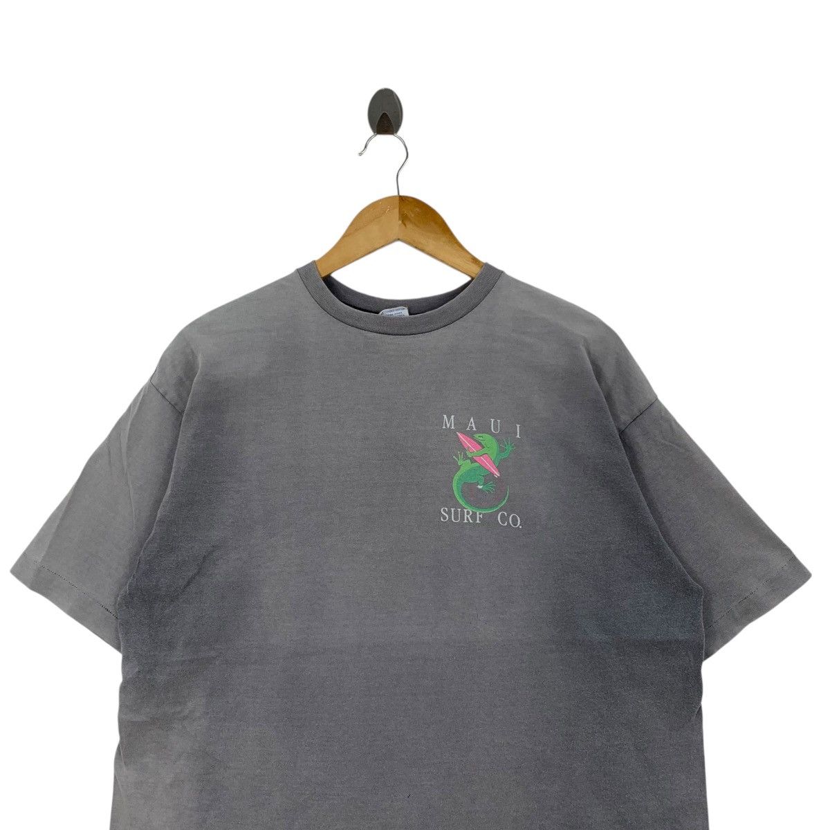 Vintage Vintage 90s MAUI SURF CO Gecko Crazy Shirt SurfingUsa Tshirt Size US L / EU 52-54 / 3 - 4 Thumbnail