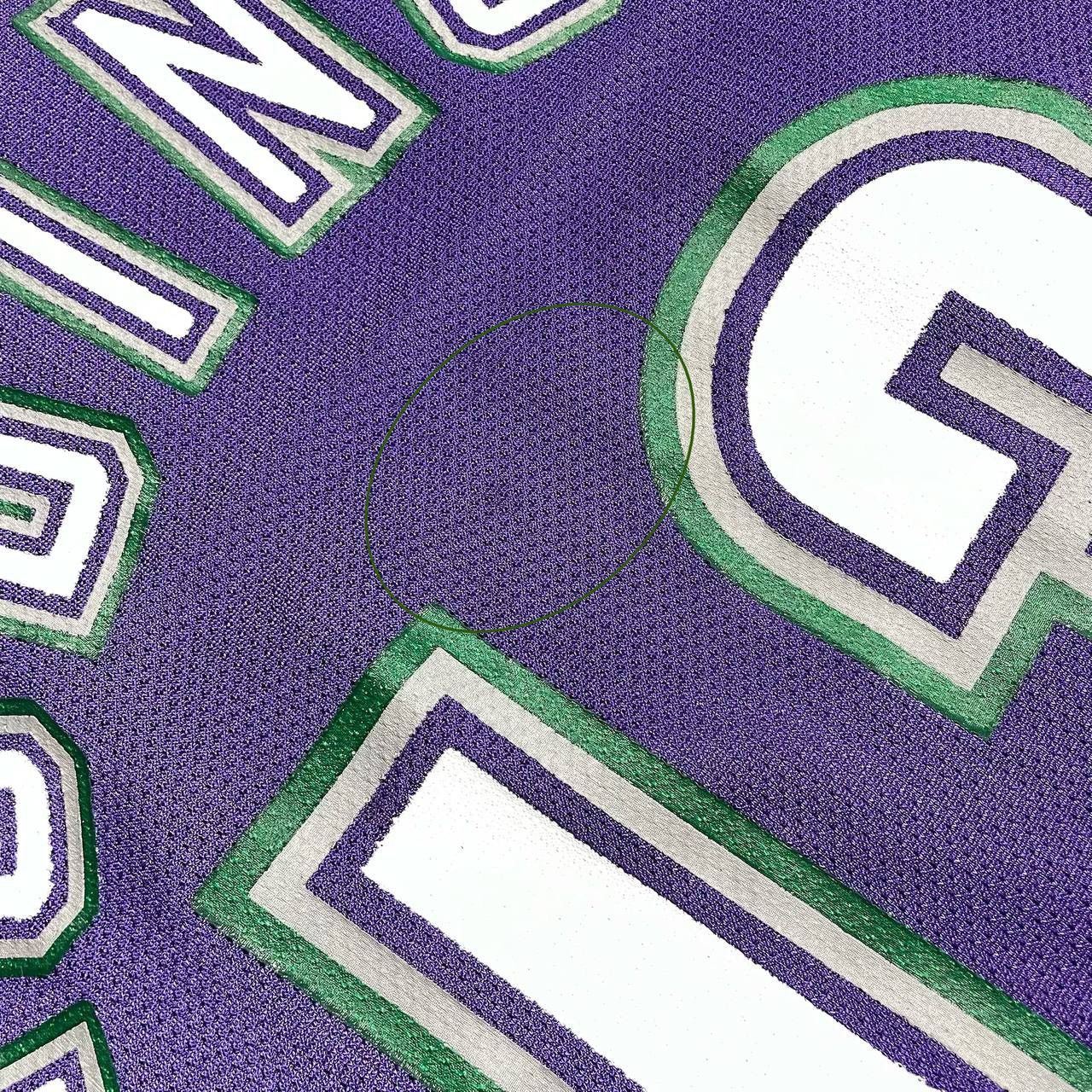 NBA Vintage 90s Milwaukee Bucks No 13 Glenn Robinson NBA Jersey Size US XXS / EU 40 - 22 Thumbnail