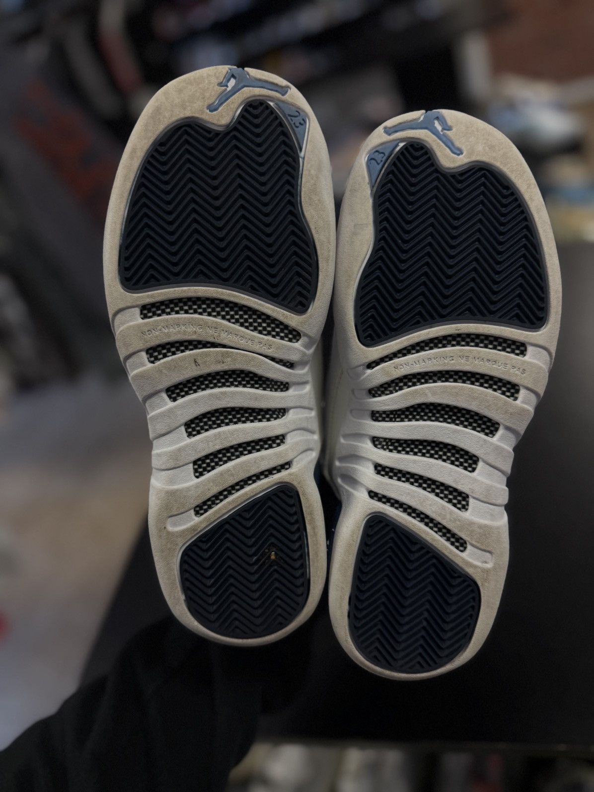 Jordan Brand × Nike Jordan 12 Blue Indigo Size 6Y/7.5W Pre Owned Size US 6 / EU 39 - 13 Thumbnail