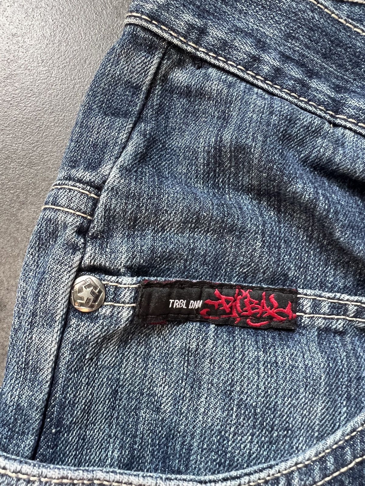 Tribal Streetwear Vintage TrIbal Embroidered Logo Denim Jeans Y2k Streetwear Size US 30 / EU 46 - 8 Thumbnail