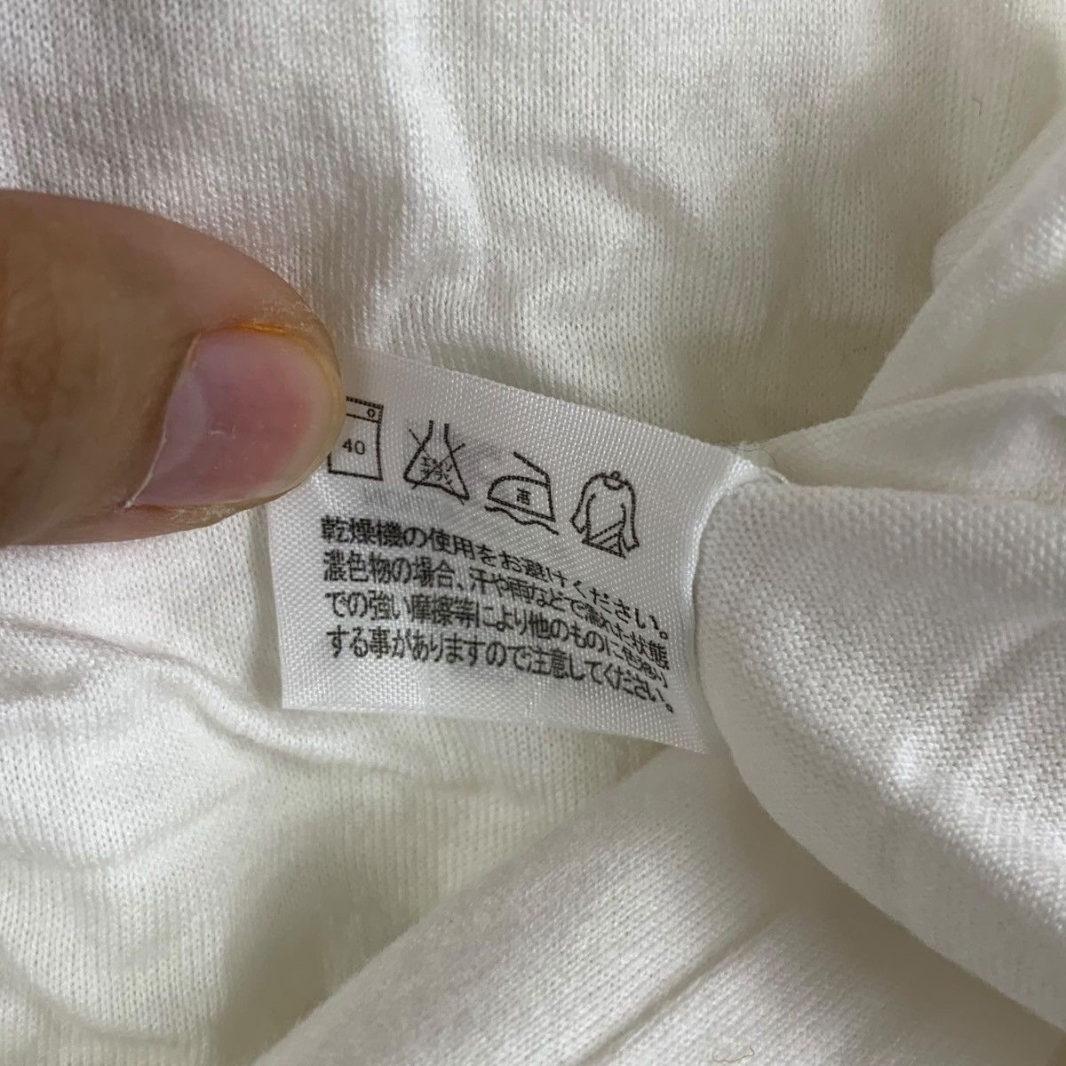 Takeo Kikuchi Vintage TAKEO KIKUCHI JAPAN Polka Dot Embroidered Polo Tee Size US L / EU 52-54 / 3 - 9 Thumbnail