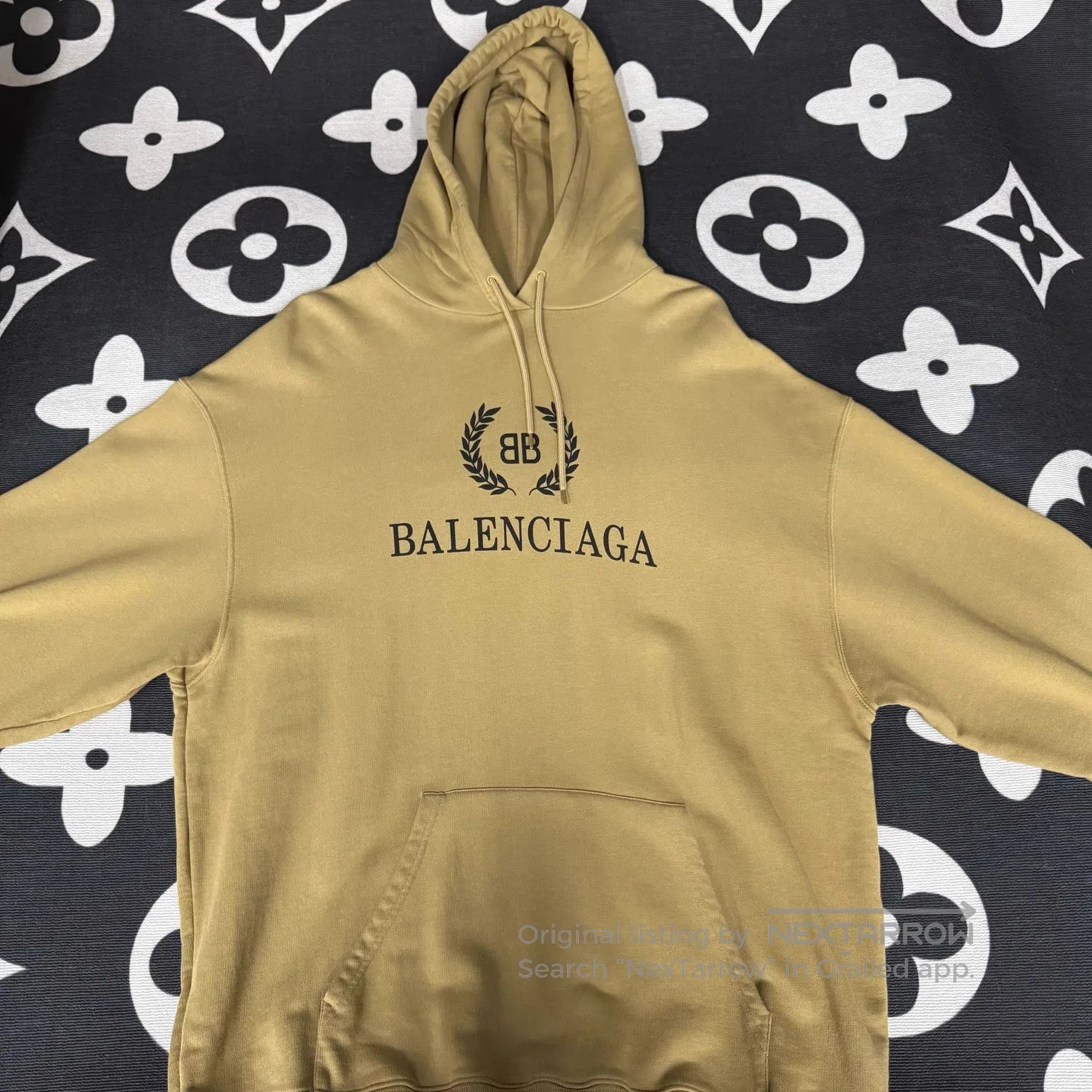 Balenciaga Brown Hoodie with Front Logo . Size US XL / EU 56 / 4 - 1 Thumbnail