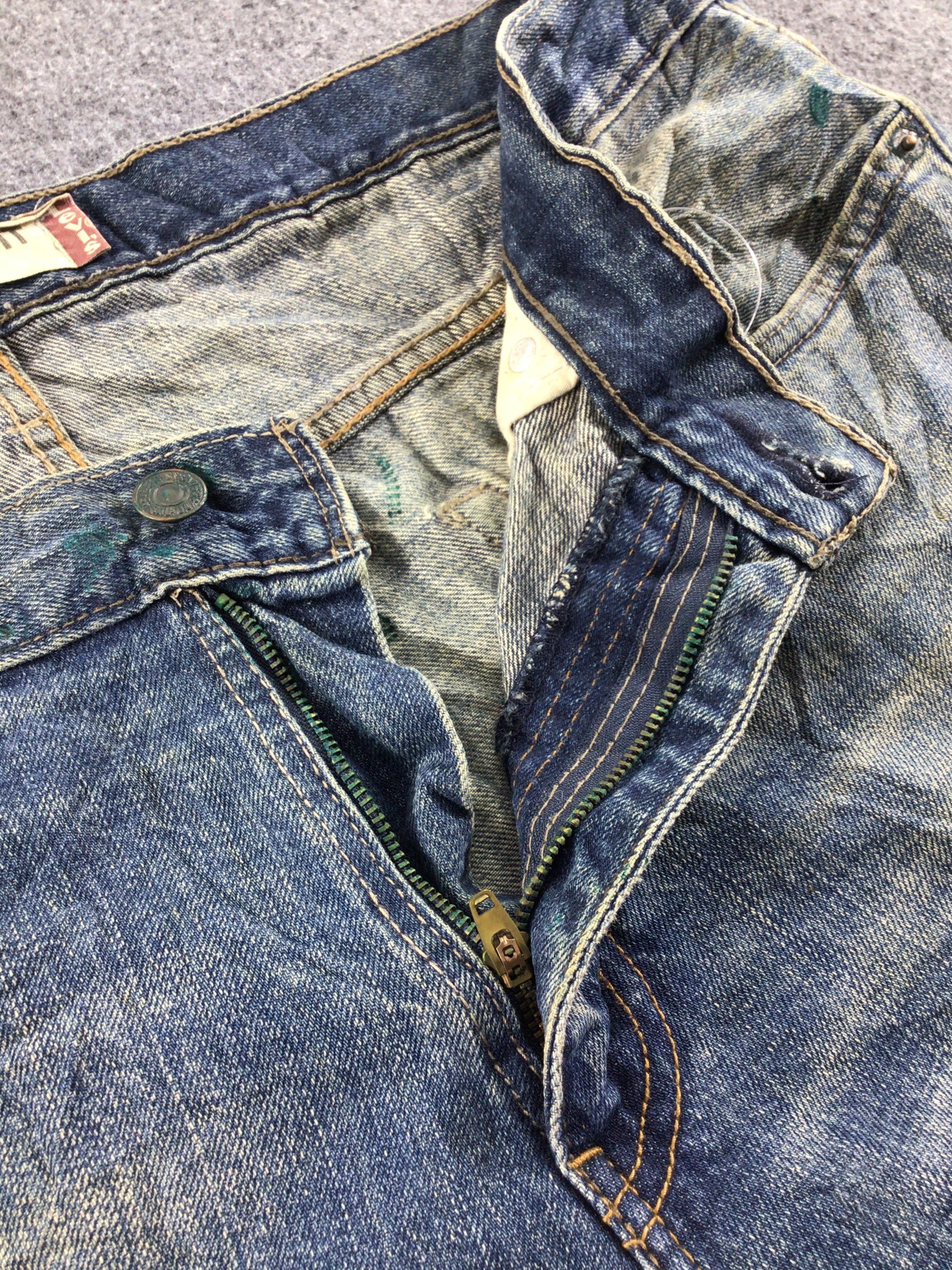 Levi's Vintage Levis 514 Jeans Rusty Faded Blue Denim -J546 Size US 37 - 8 Thumbnail