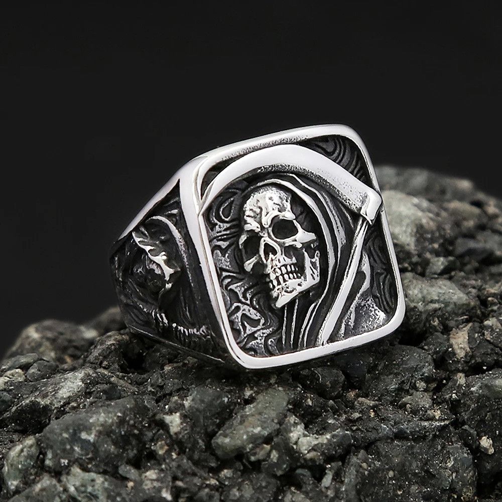 Vintage Sickle Skull Ring Size ONE SIZE - 3 Thumbnail