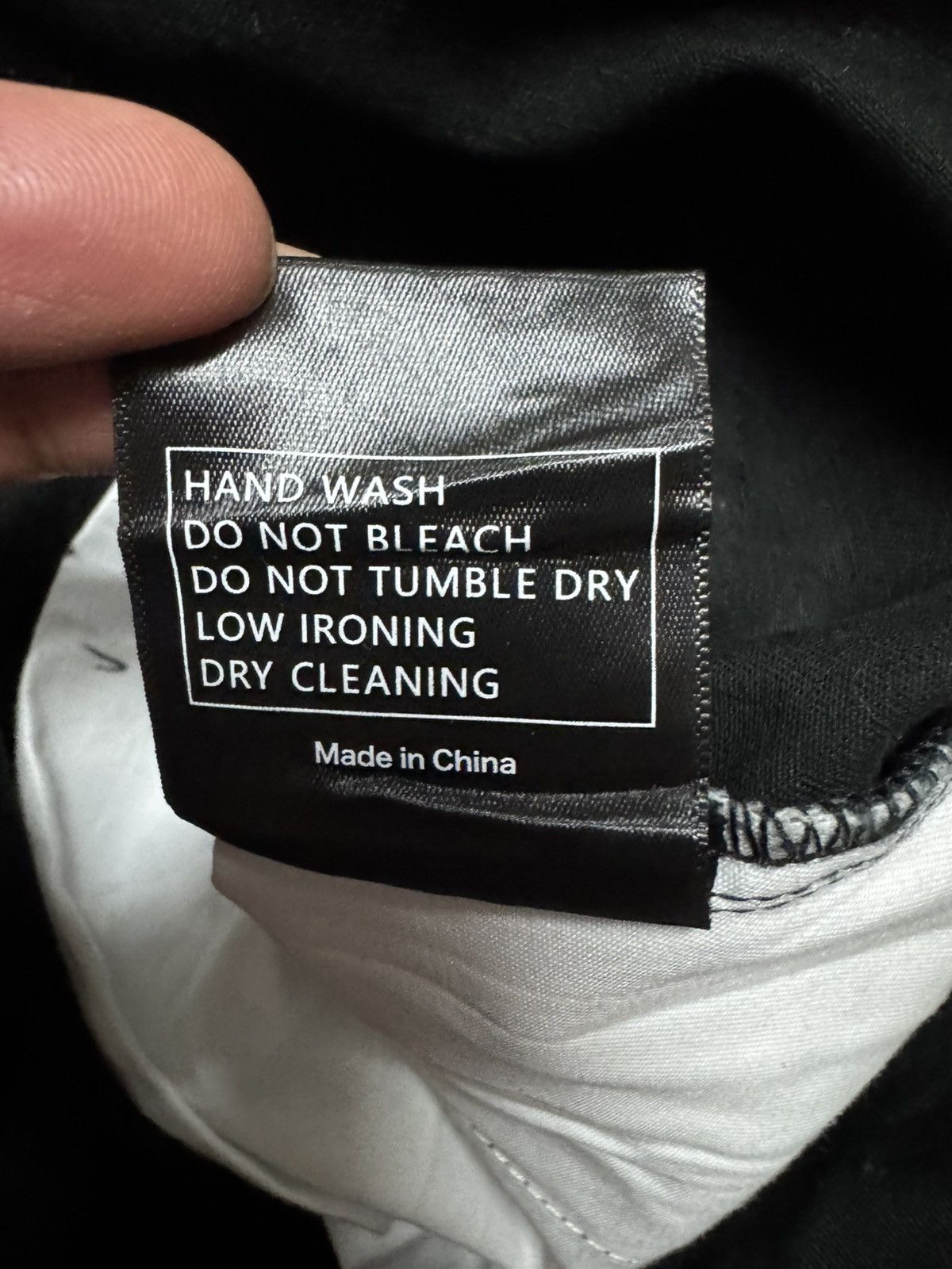 Tornado Mart JAPANESE FORTUNE FAME PUNK POEM BLACK MULTIPOCKET CARGO Size US 31 - 14 Thumbnail