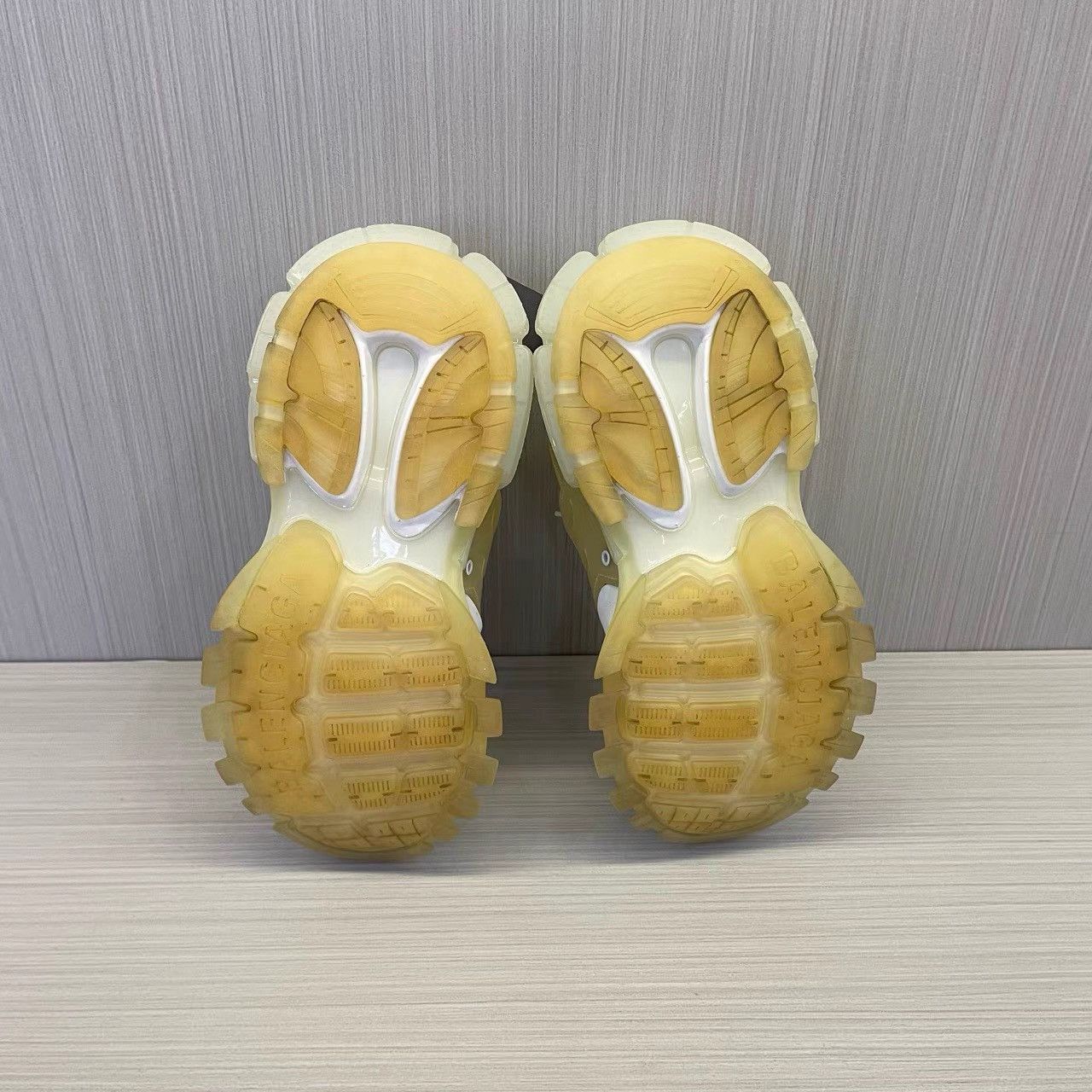 Balenciaga Balenciaga Track Dad Sneakers K28 Size US 7 / IT 37 - 6 Thumbnail