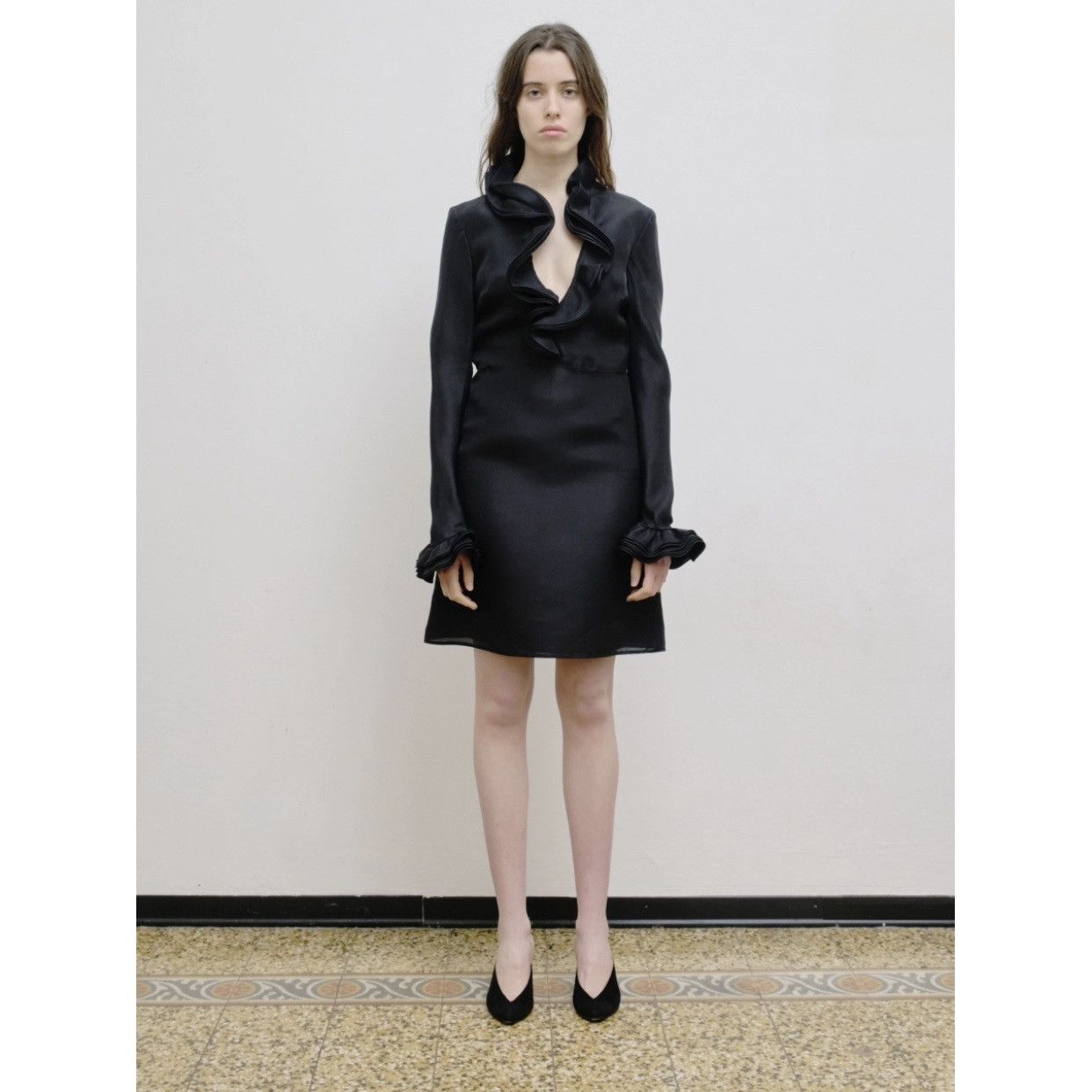 Gucci × Tom Ford Gucci by Tom Ford black silk dress with ruffles. Size S / US 4 / IT 40 - 2 Thumbnail