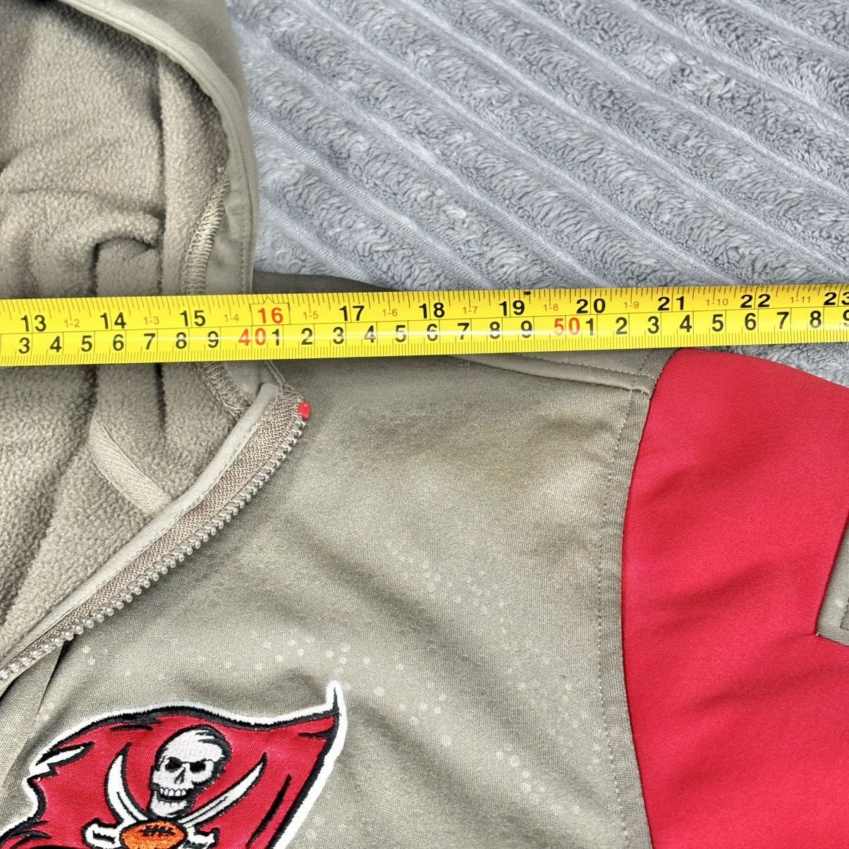 Reebok Reebok NFL On Field Tampa Bay Buccaneers LargePocket hoodie Size US L / EU 52-54 / 3 - 4 Thumbnail