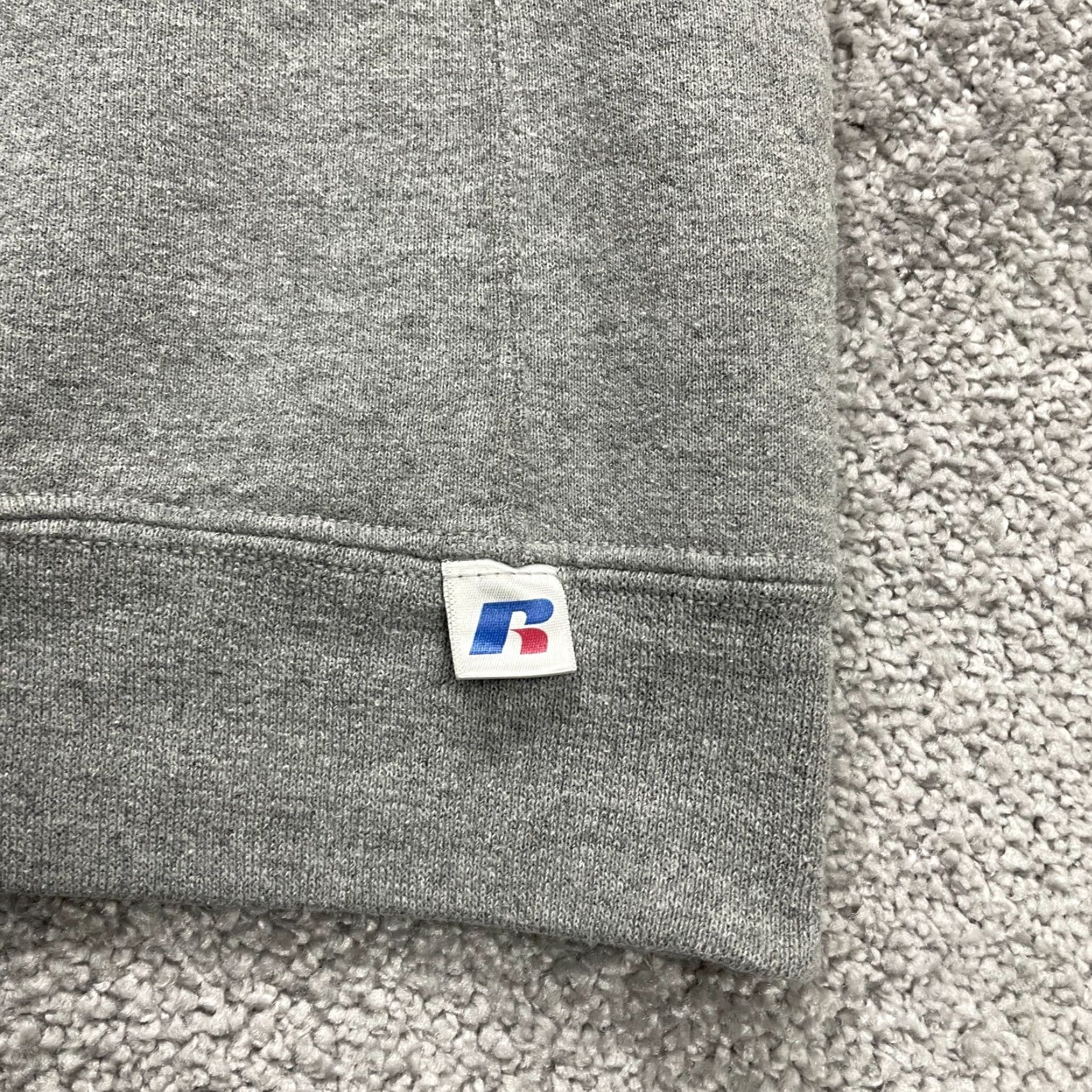 Russell Athletic Russell Athletic Sweatshirt Mens Medium Gray Graphic Crew Neck Fleece Pullover Size US M / EU 48-50 / 2 - 4 Thumbnail
