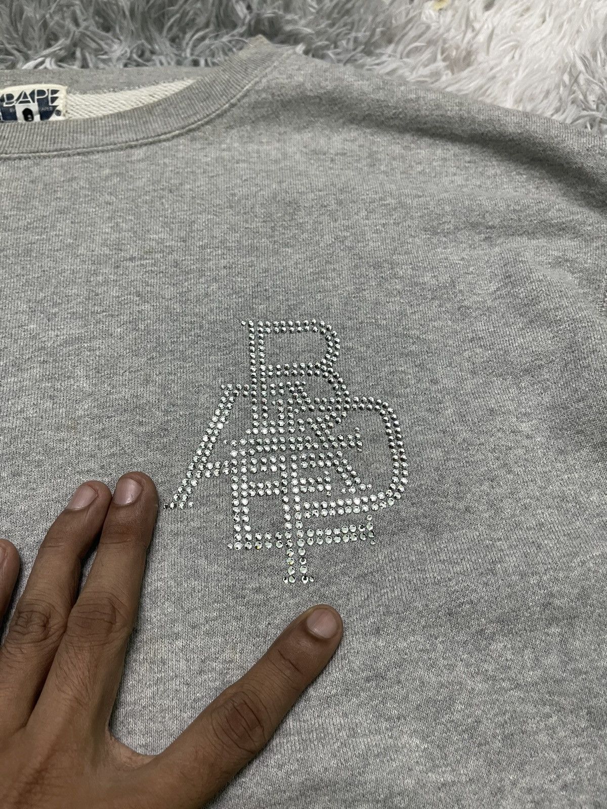 Bape × Swarovski VINTAGE 2000s BAPE SWAROVSKI SWEATSHIRT DESIGN Size US L / EU 52-54 / 3 - 6 Thumbnail