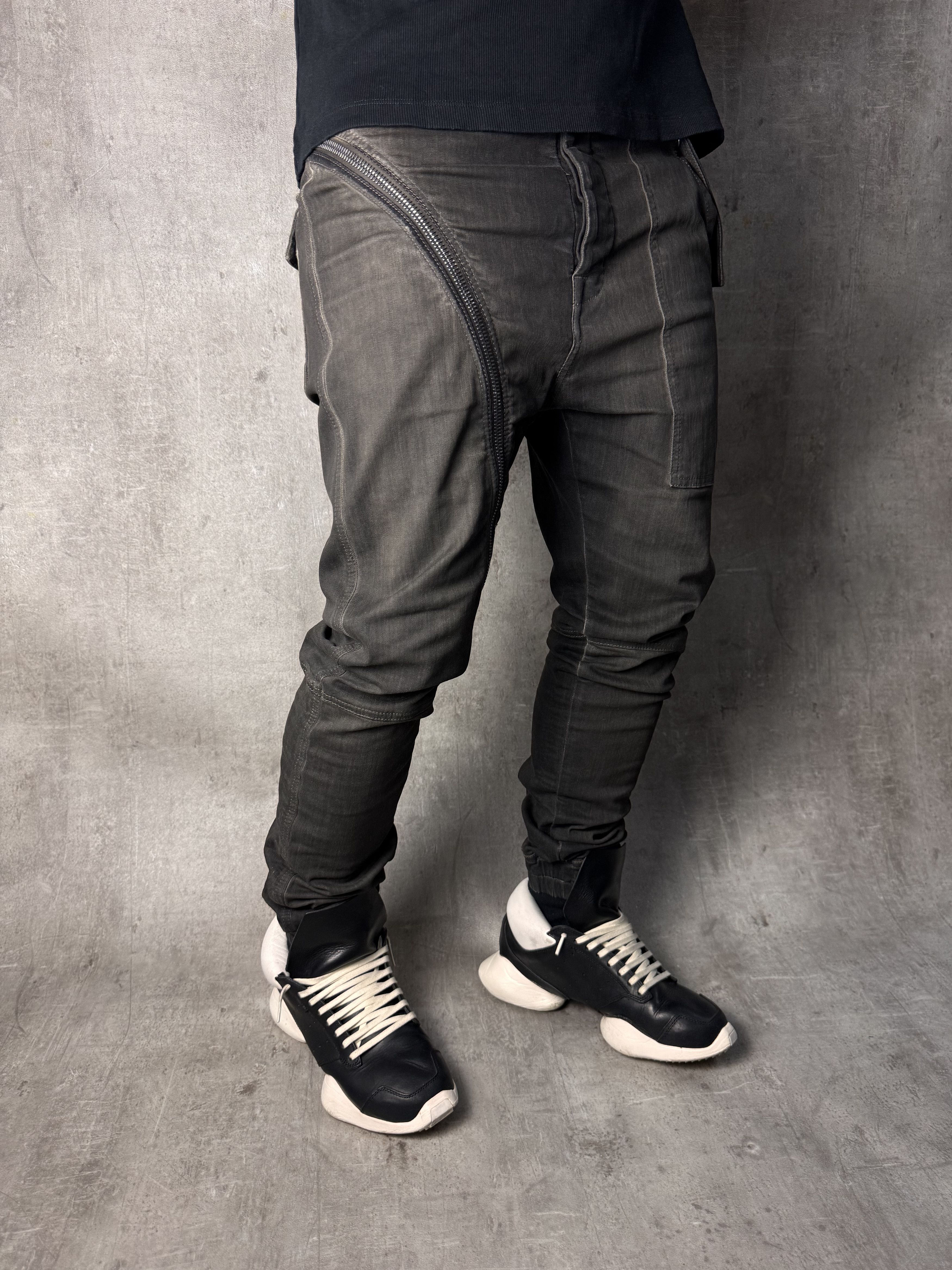 Rick Owens RICK OWENS DRKSHDW Aircut Jeans Denim Joggers in Dark Dust Size US 32 / EU 48 - 4 Thumbnail