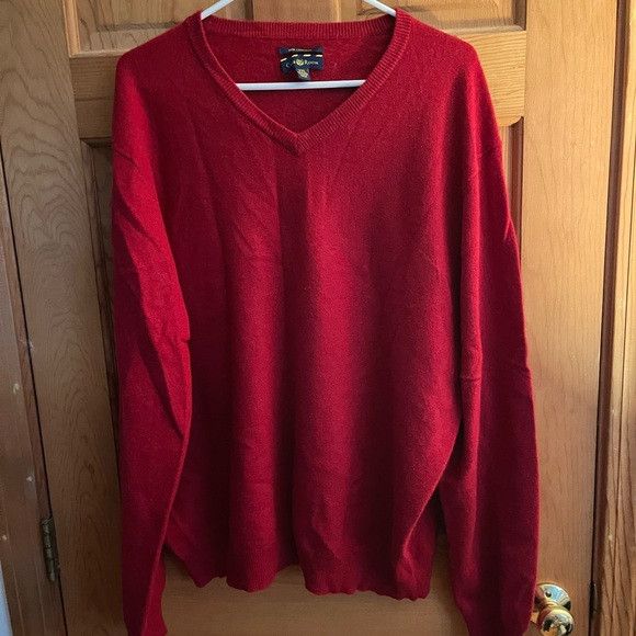 Club Room Club Room 100% Cashmere Red VNeck Sweater sz xxl Size US XXL / EU 58 / 5 - 1 Thumbnail