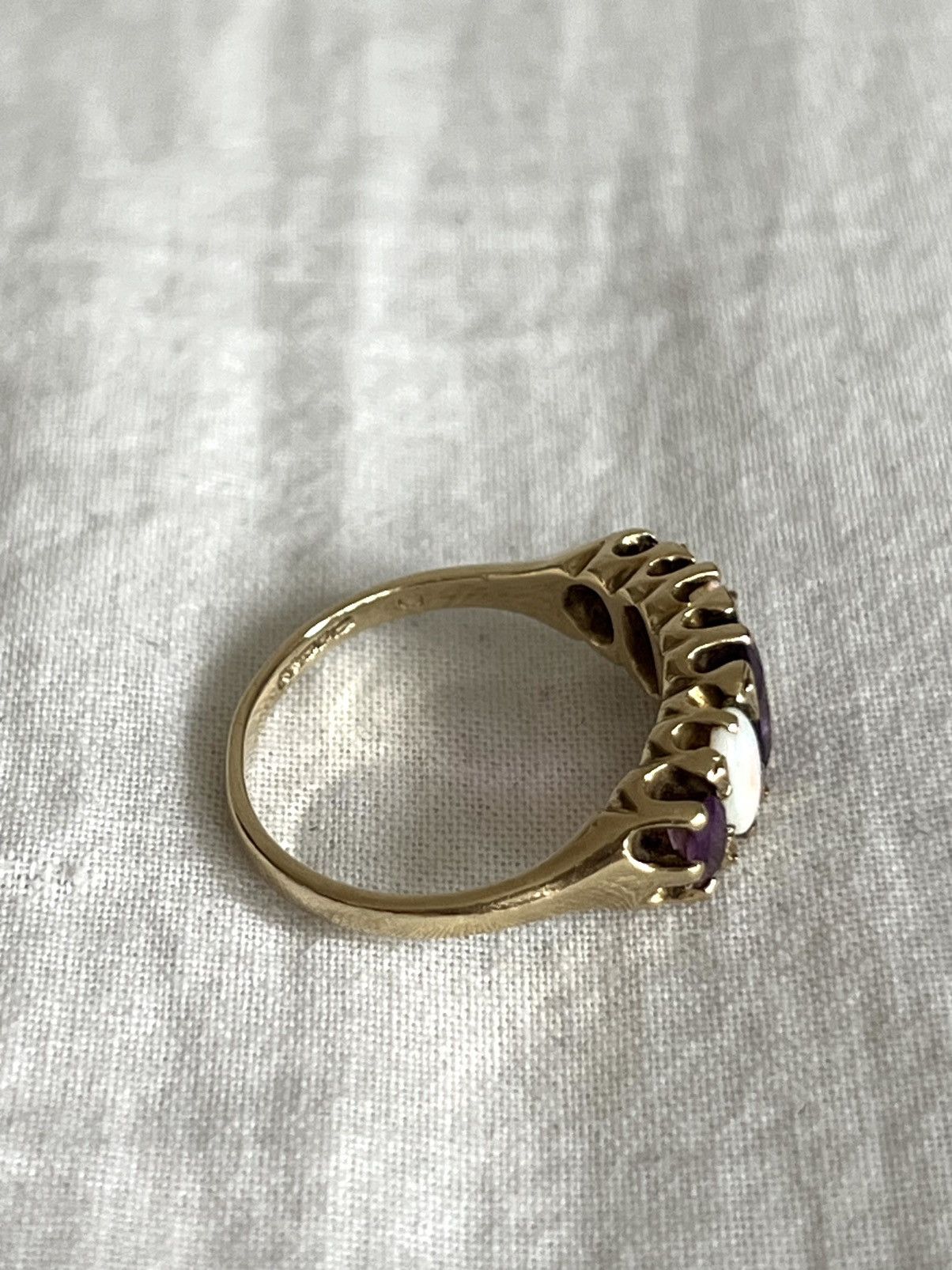 Vintage Gold Ring Amethyst Opal Size ONE SIZE - 3 Thumbnail