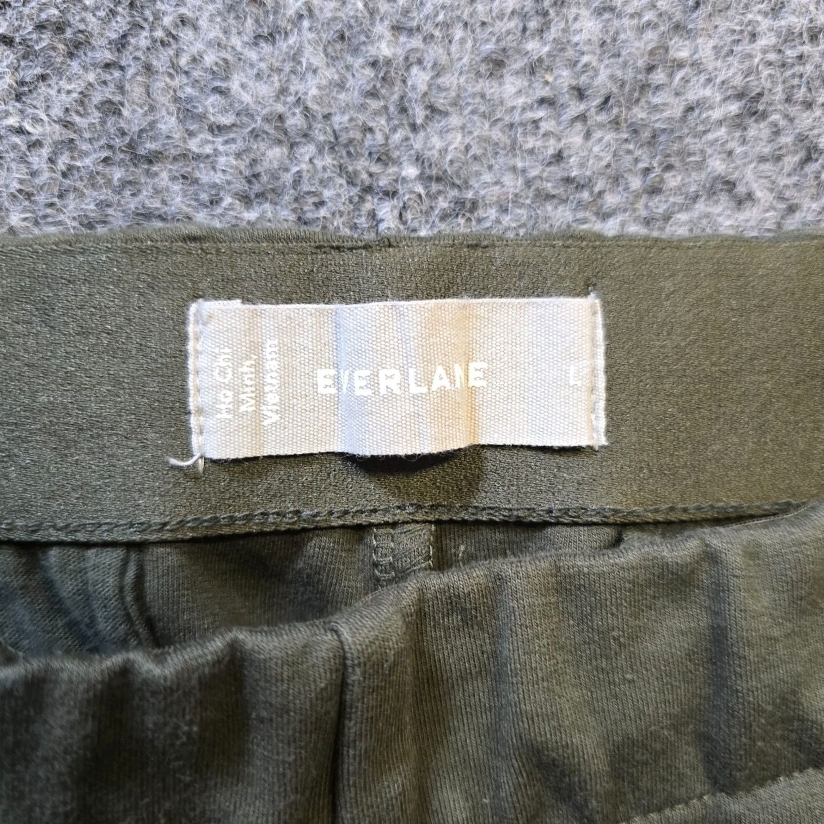 Everlane Everlane Pants Women Large Green Kalamata Olive Pull On Taper Capsule Size 36" / US 14 / IT 50 - 4 Thumbnail