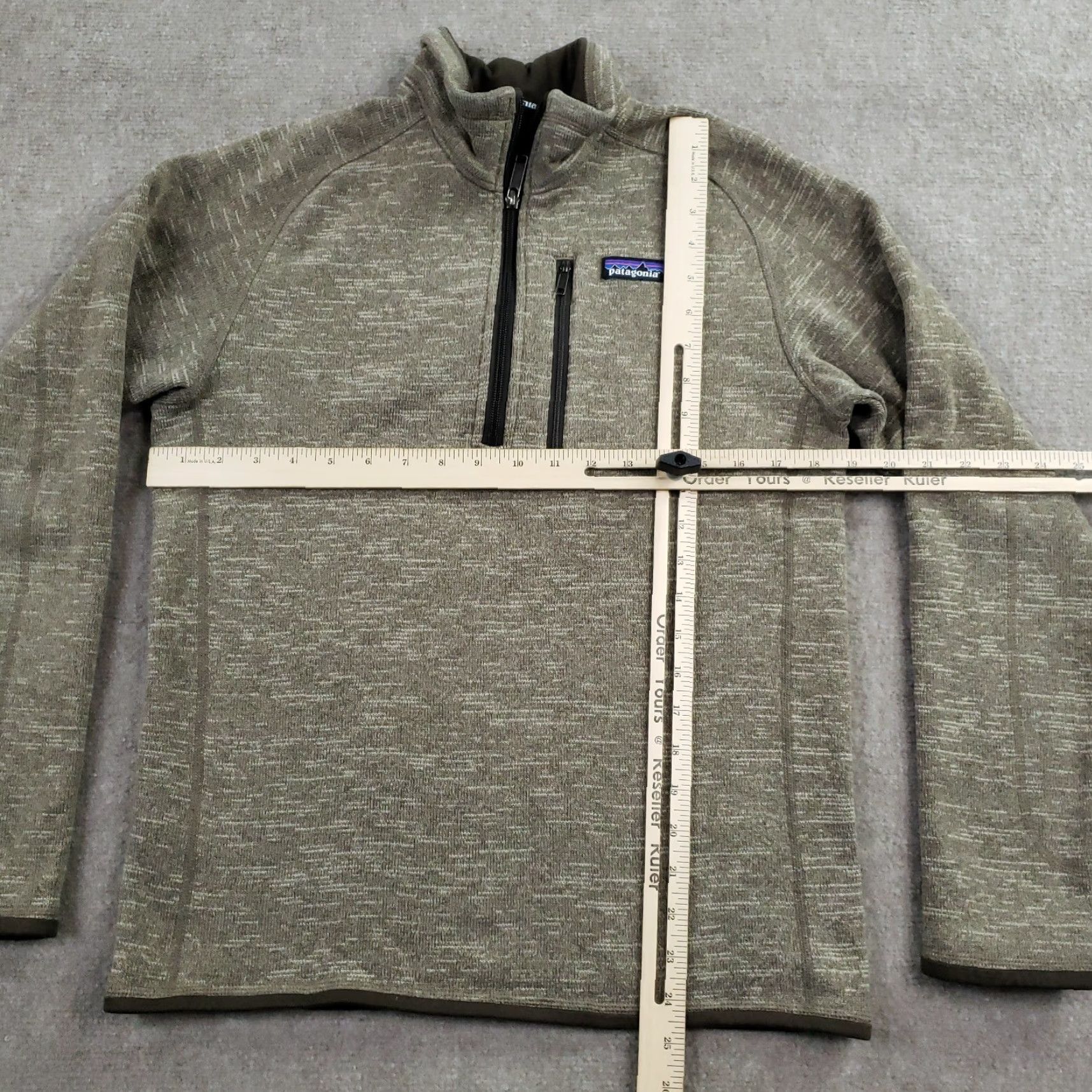 Patagonia Patagonia Pullover Sweater Long Sleeve 1/4 Zip Beige Mens XL Polyester Fleece Outdoor 25522 Size US XL / EU 56 / 4 - 2 Thumbnail