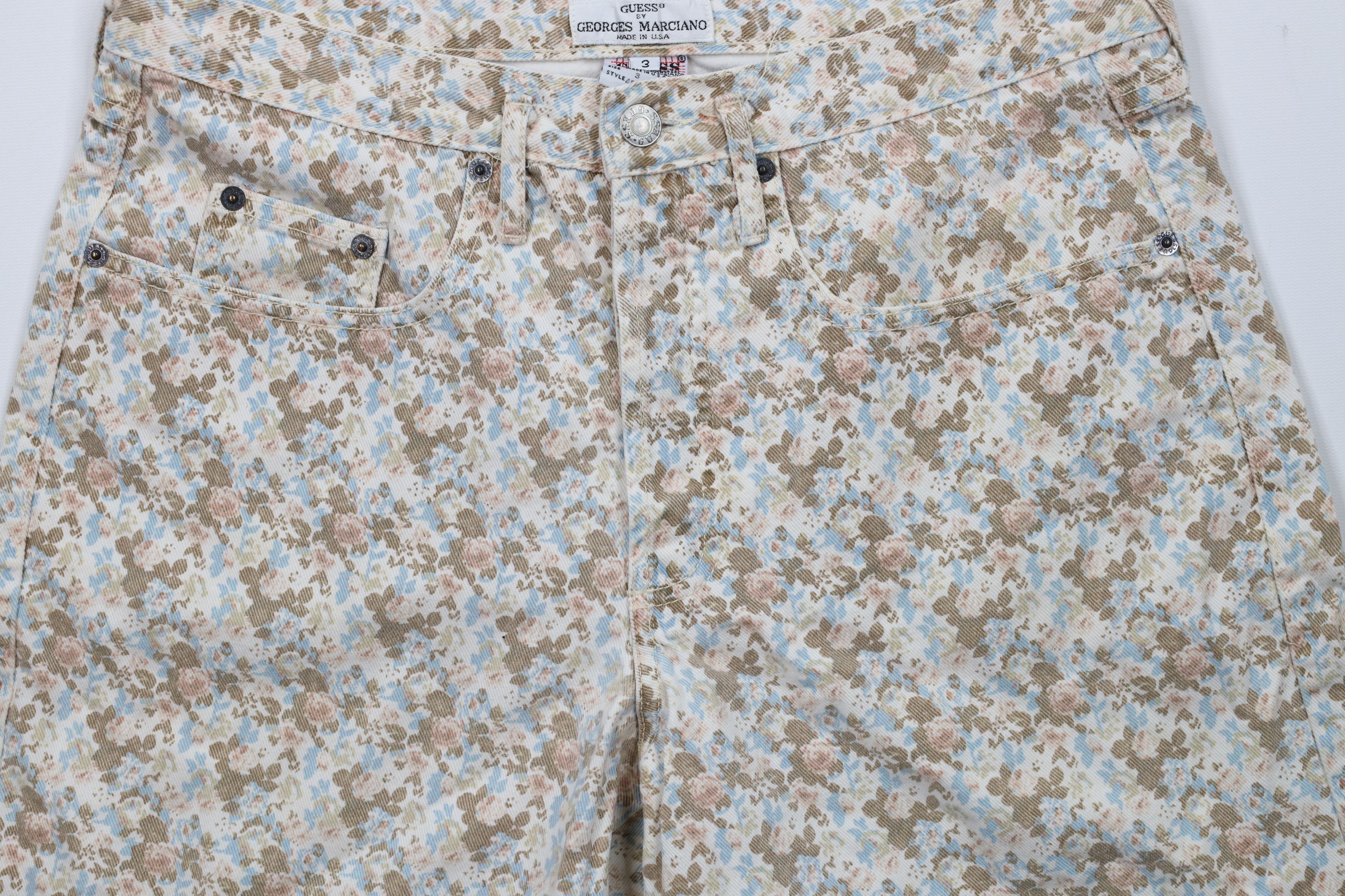 Guess × Vintage Vintage 90s Guess All Over Print Button Fly Denim Shorts USA Size 26" / US 2 / IT 38 - 3 Thumbnail