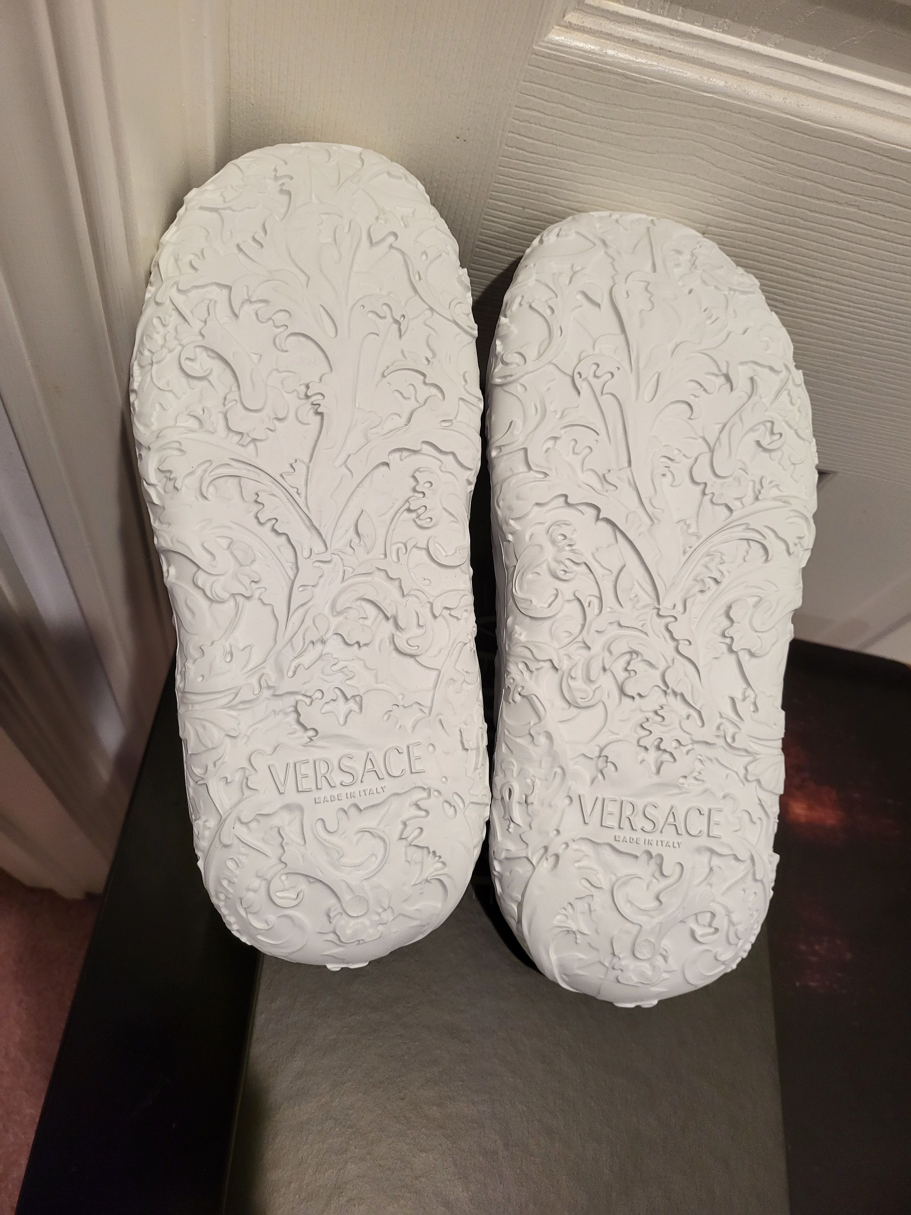 Versace Medusa Dimension Slides - UNISEX Size US 8 / EU 41 - 8 Thumbnail