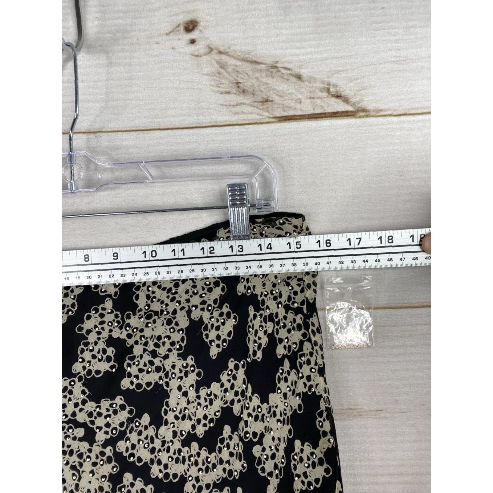 Vintage ICE Skirt Womens XL Midi Knee Length Black Silk Beaded Floral 90s Vintage Lined Dry Clean Only Party/Cocktail Comfortable Summer Season Womens Size 40" / US 18 - 5 Thumbnail
