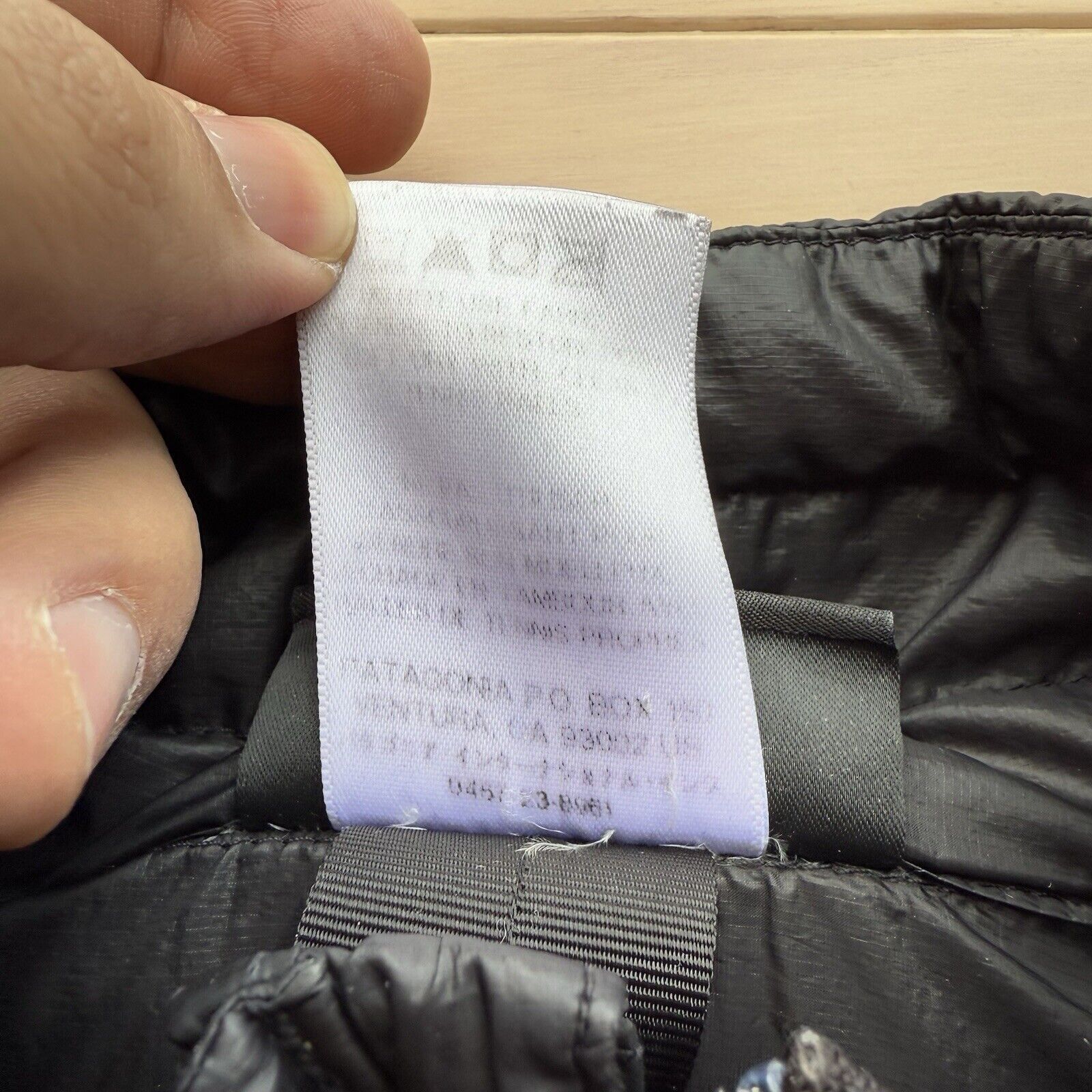 Patagonia Patagonia Ultralight Down Jacket Women's M Black Lightweight Size M / US 6-8 / IT 42-44 - 7 Thumbnail